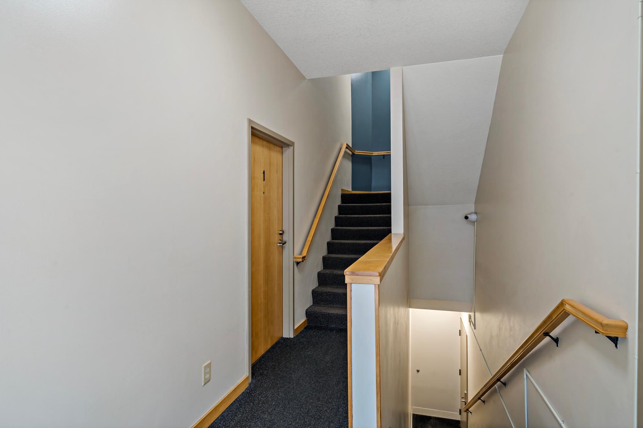 View of Residential at 519 9th Street #1, Minneapolis MN 55404, Minneapolis (23 of 25) - Mike Wilen | Minnesota Team Real Estate
