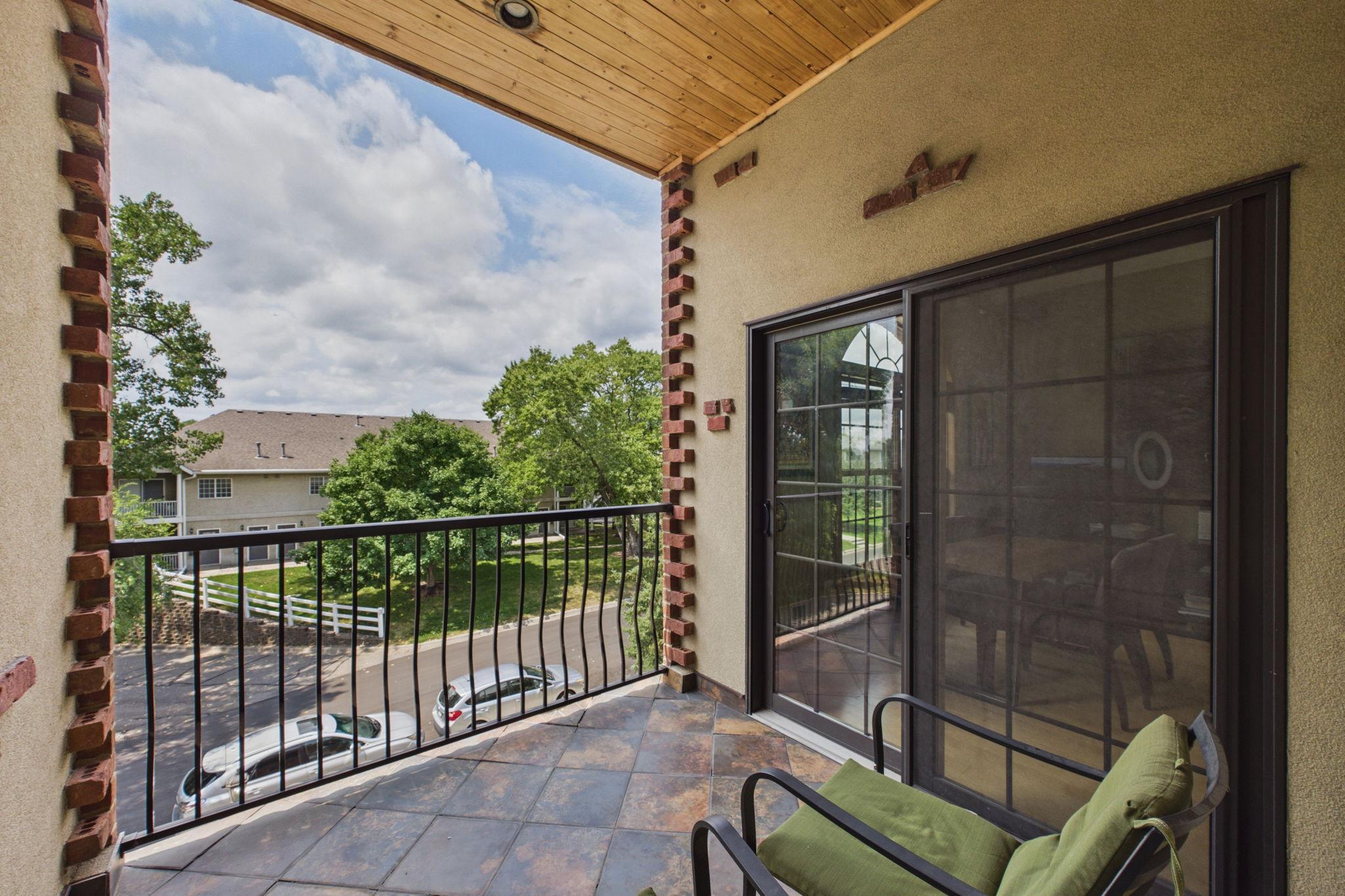 View of Residential at 3125 Inglewood Avenue #201, Saint Louis Park MN 55416, Saint Louis Park (14 of 25) - Mike Wilen | Minnesota Team Real Estate