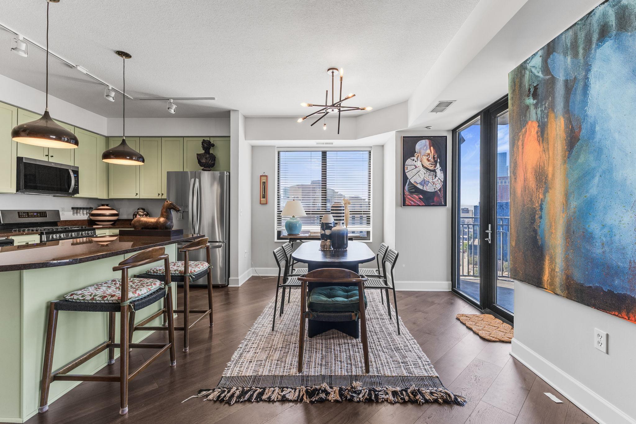 View of Residential at 500 Grant Street #902, Minneapolis MN 55404, Minneapolis (10 of 40) - Mike Wilen | Minnesota Team Real Estate