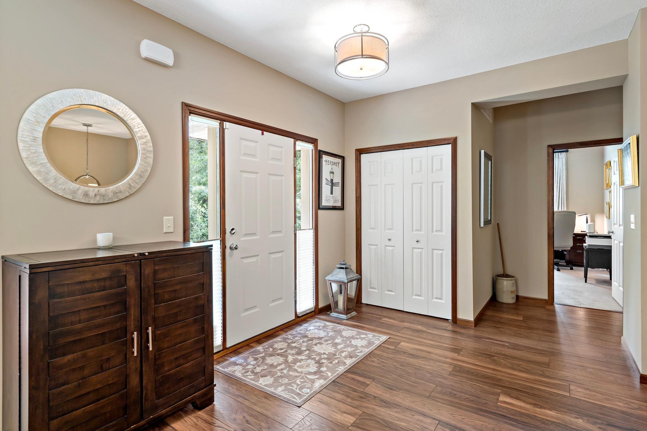 View of Residential at 15305 Stonewood Court, Burnsville MN 55306, Burnsville (16 of 44) - Mike Wilen | Minnesota Team Real Estate
