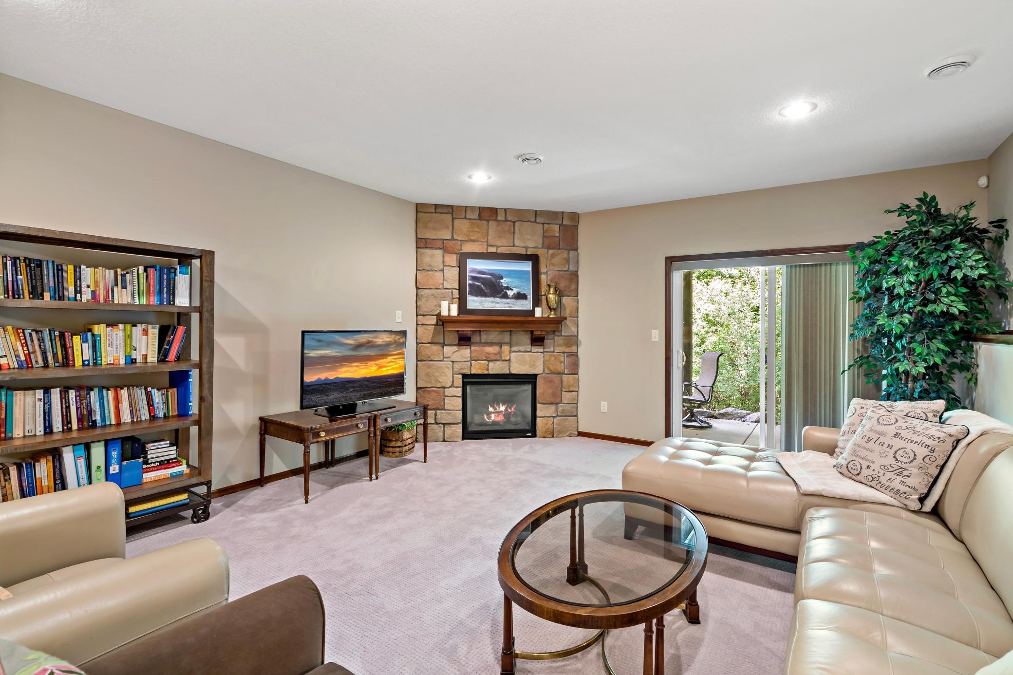 View of Residential at 15305 Stonewood Court, Burnsville MN 55306, Burnsville (28 of 44) - Mike Wilen | Minnesota Team Real Estate