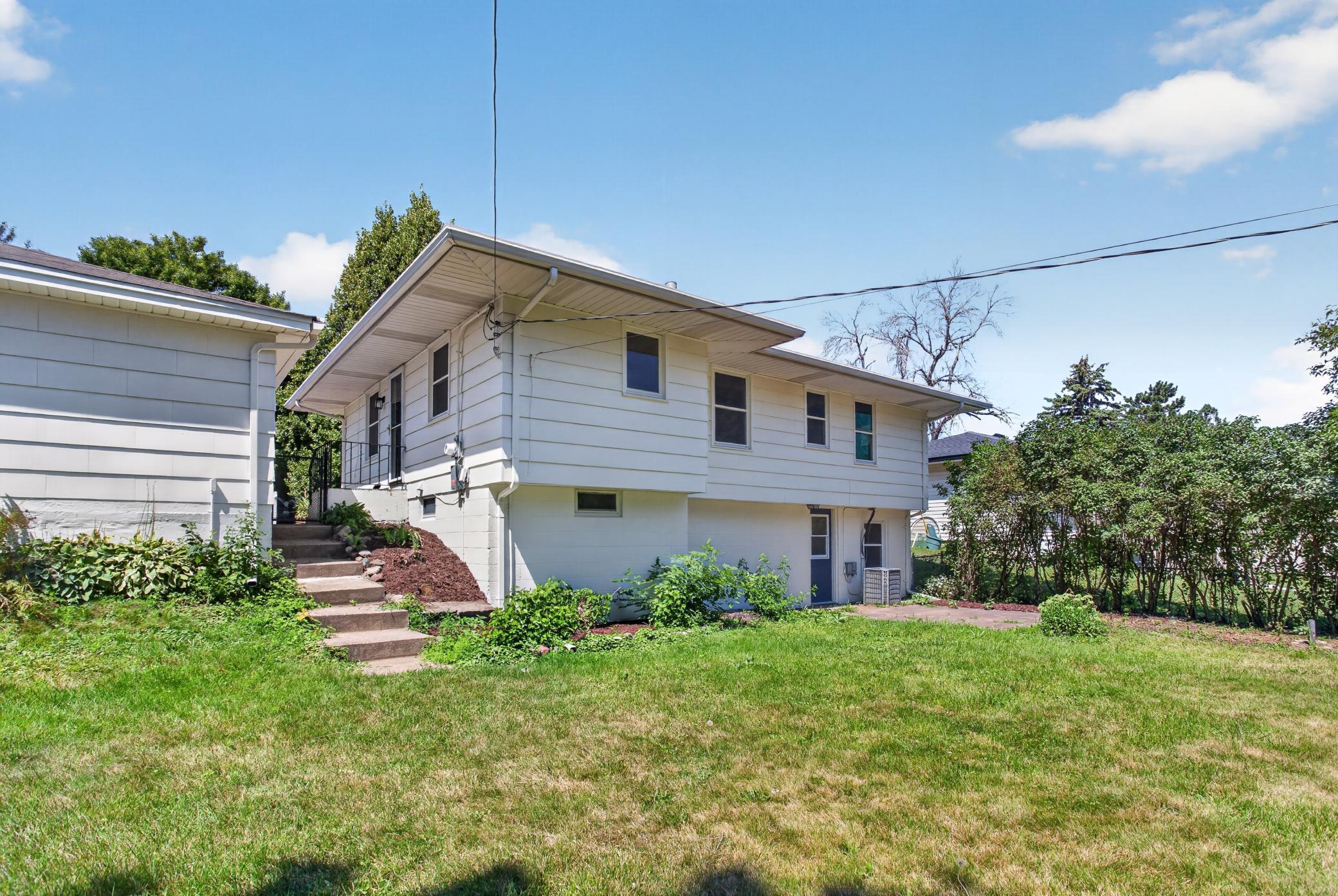 View of Residential at 7070 Claude Avenue, Inver Grove Heights MN 55076, Inver Grove Heights (28 of 33) - Mike Wilen | Minnesota Team Real Estate