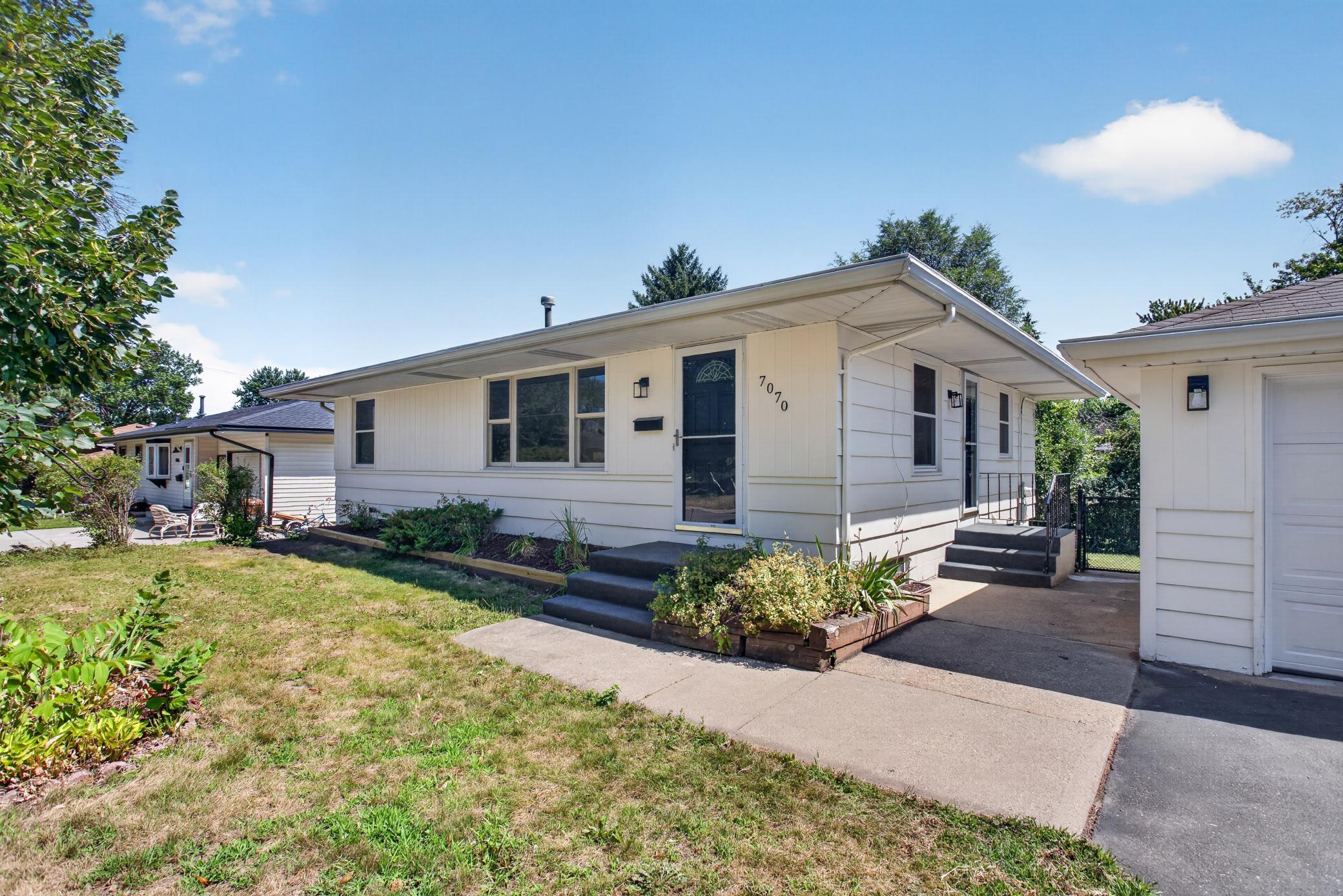 View of Residential at 7070 Claude Avenue, Inver Grove Heights MN 55076, Inver Grove Heights (2 of 33) - Mike Wilen | Minnesota Team Real Estate