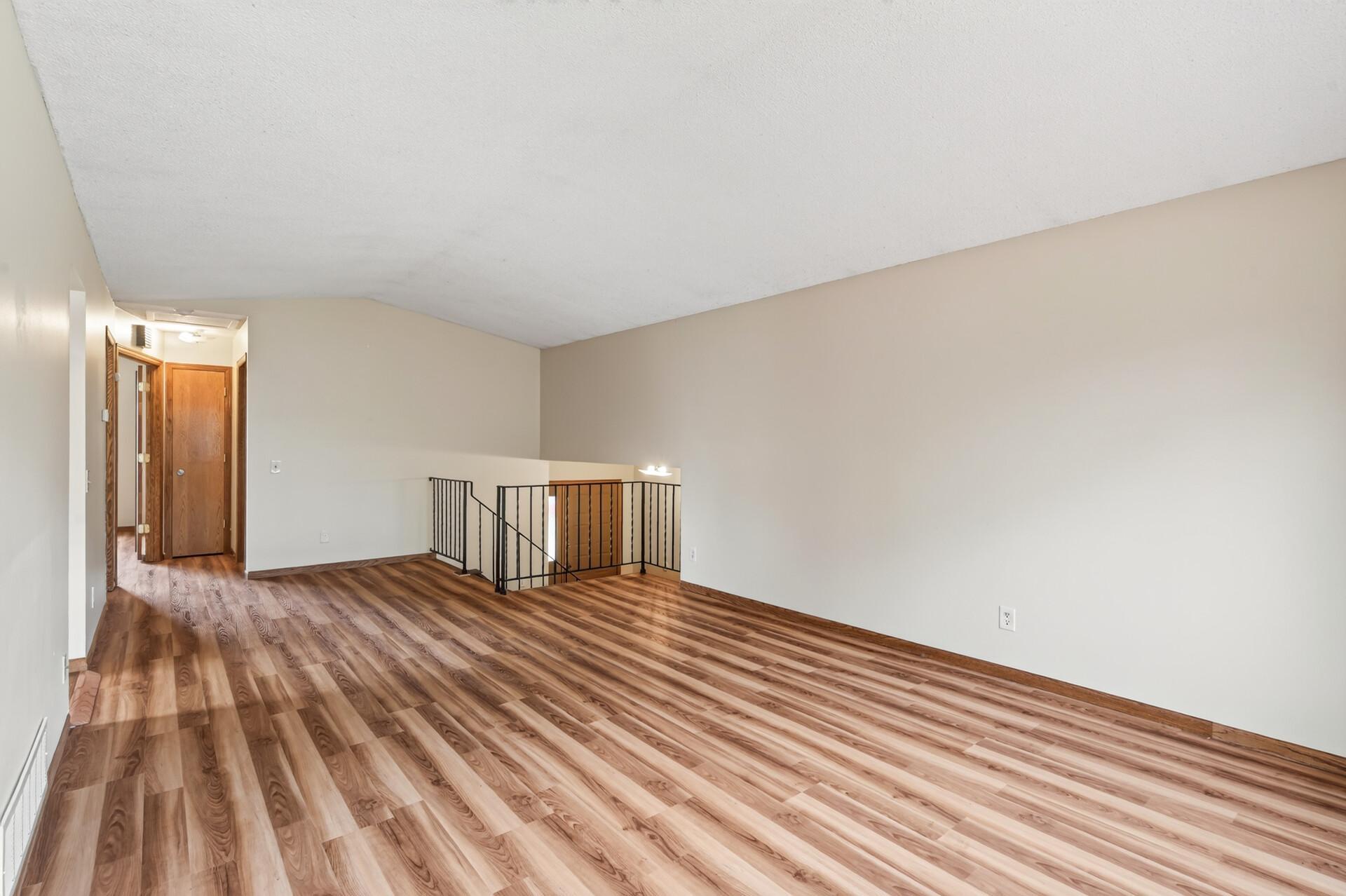 View of Residential at 14326 Park Avenue, Burnsville MN 55337, Burnsville (7 of 28) - Mike Wilen | Minnesota Team Real Estate
