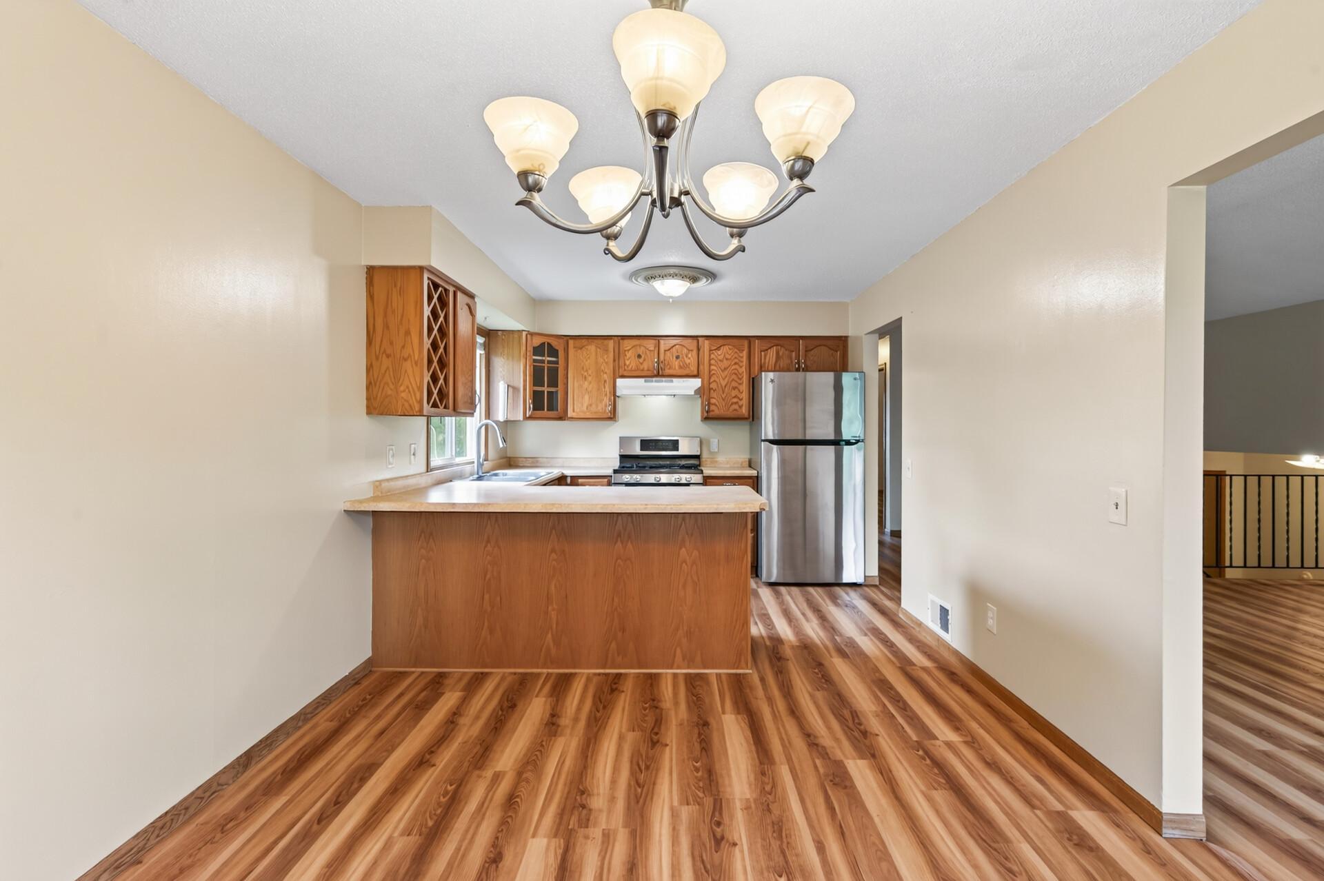 View of Residential at 14326 Park Avenue, Burnsville MN 55337, Burnsville (11 of 28) - Mike Wilen | Minnesota Team Real Estate