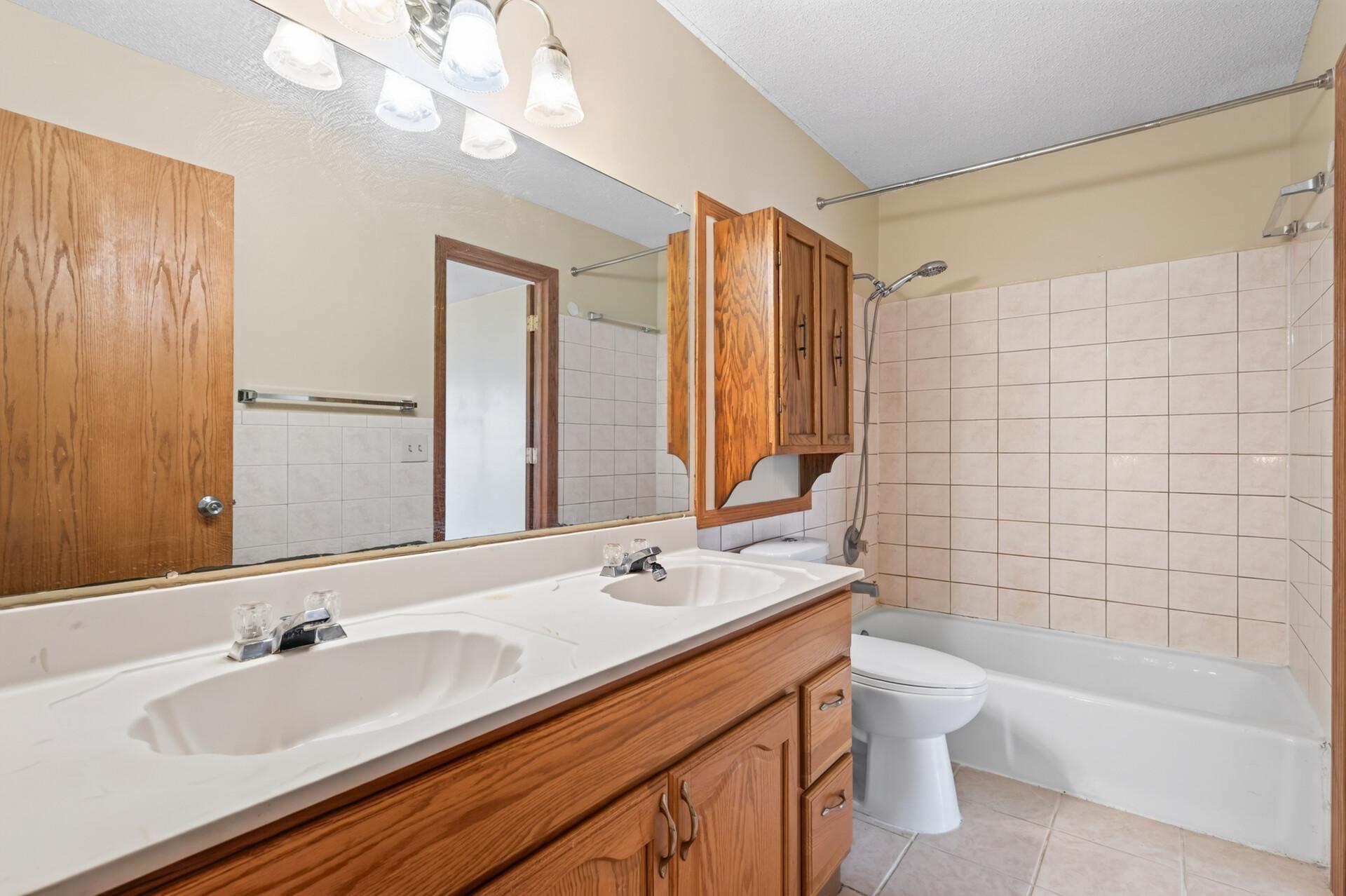 View of Residential at 14326 Park Avenue, Burnsville MN 55337, Burnsville (19 of 28) - Mike Wilen | Minnesota Team Real Estate