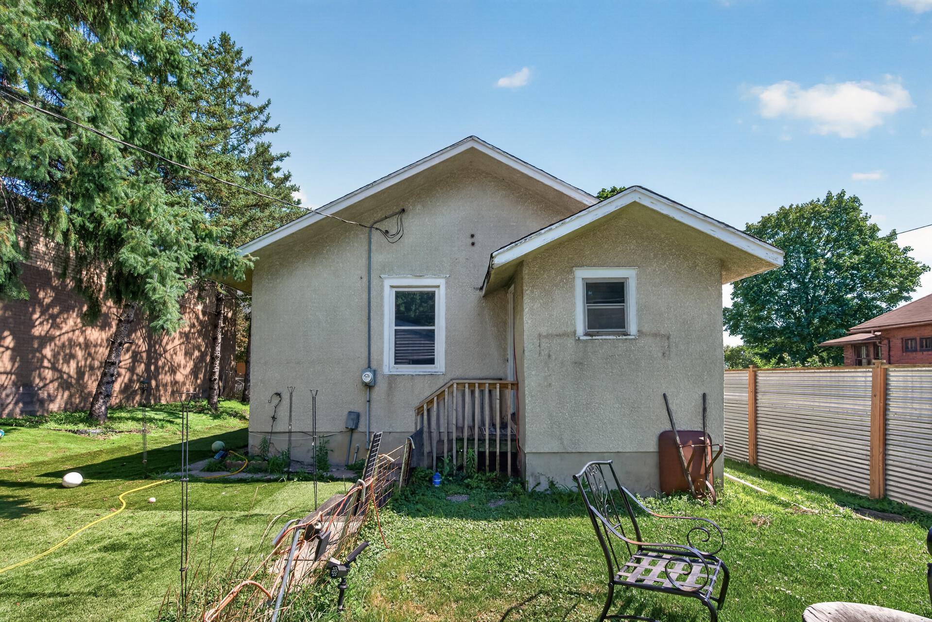 View of Residential at 1461 7th Street, Saint Paul MN 55102, Saint Paul (33 of 36) - Mike Wilen | Minnesota Team Real Estate