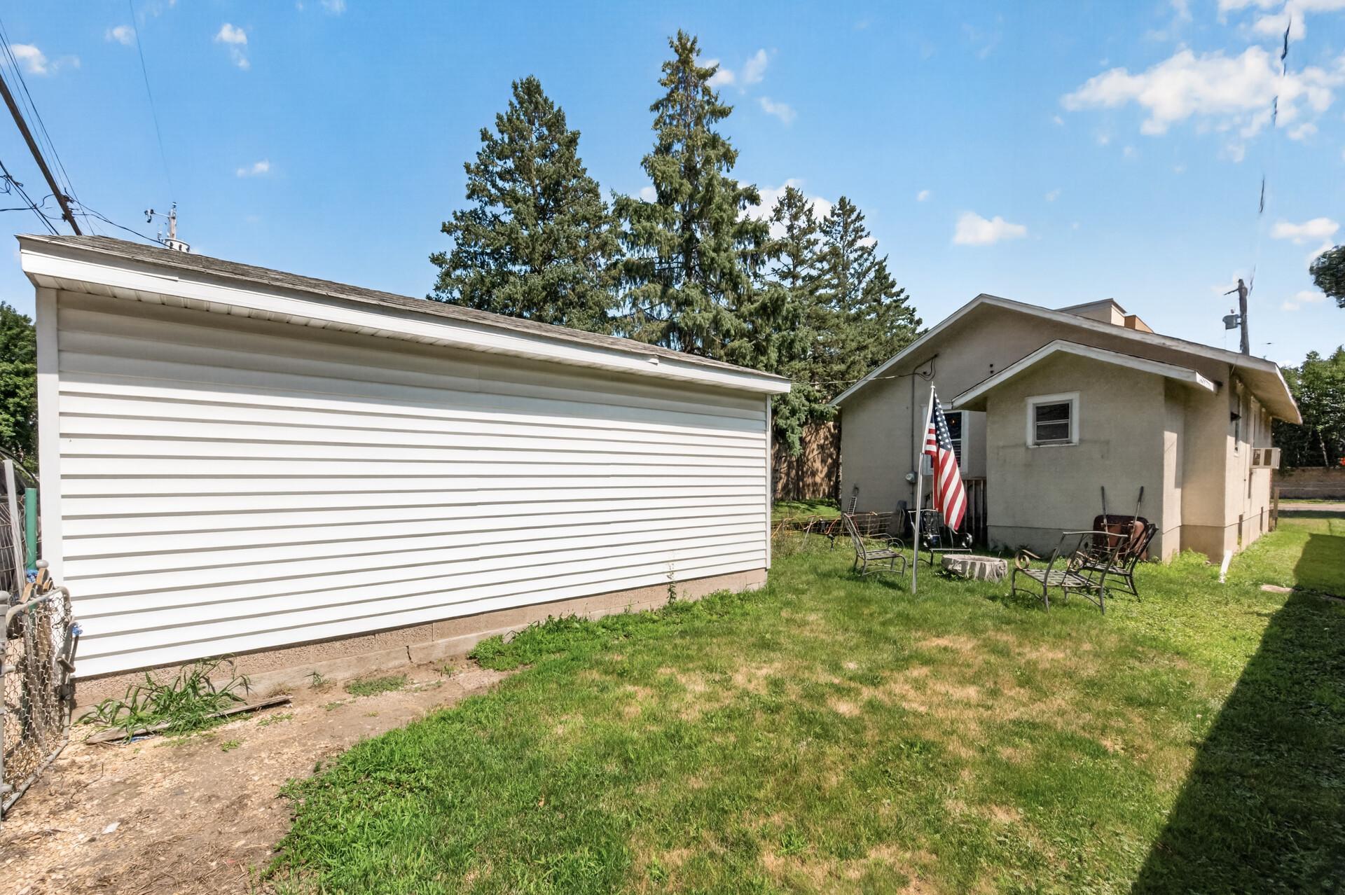 View of Residential at 1461 7th Street, Saint Paul MN 55102, Saint Paul (35 of 36) - Mike Wilen | Minnesota Team Real Estate