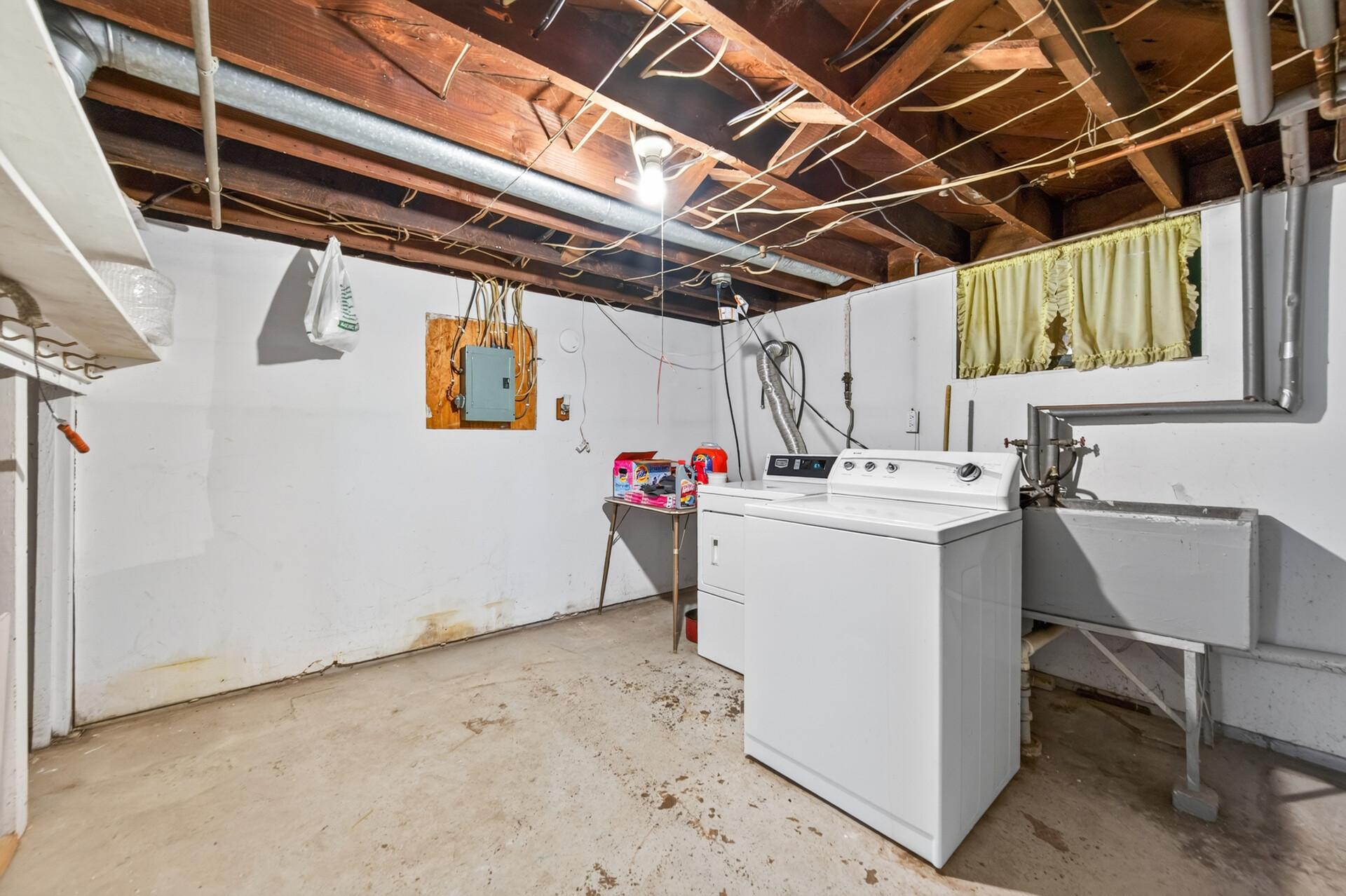 View of Residential at 1461 7th Street, Saint Paul MN 55102, Saint Paul (29 of 36) - Mike Wilen | Minnesota Team Real Estate