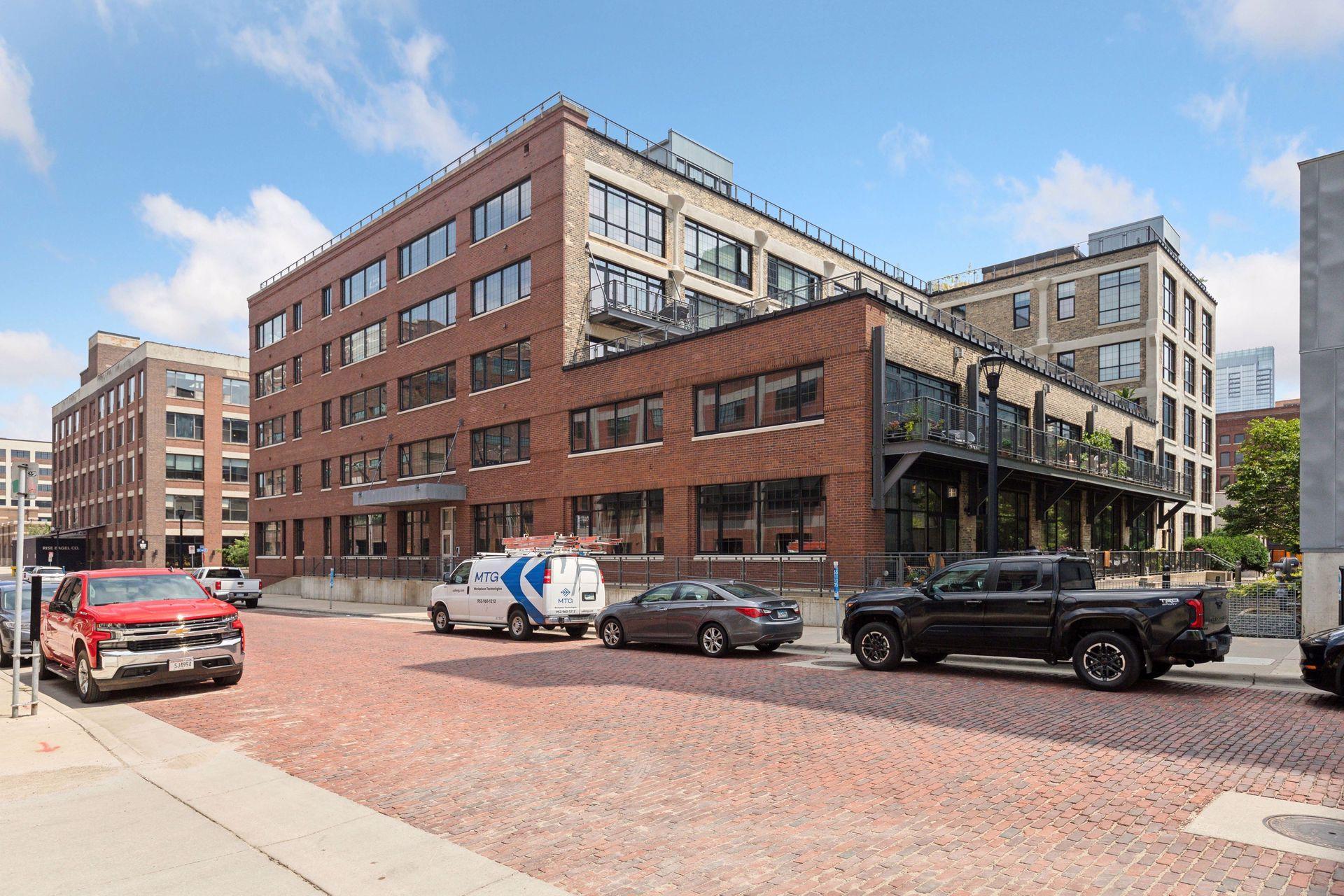 View of Residential at 525 3rd Street #306, Minneapolis MN 55401, Minneapolis (34 of 39) - Mike Wilen | Minnesota Team Real Estate