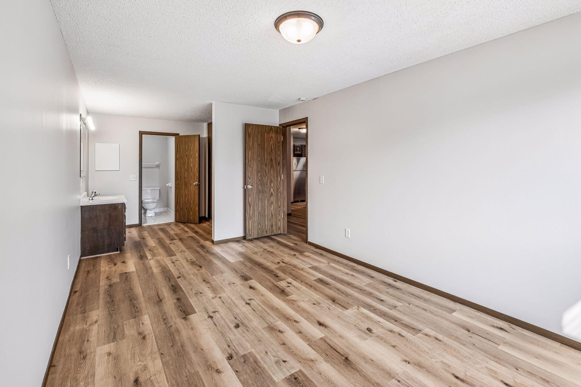 View of Residential at 4009 Heritage Hills Drive #207, Bloomington MN 55437, Bloomington (10 of 39) - Mike Wilen | Minnesota Team Real Estate