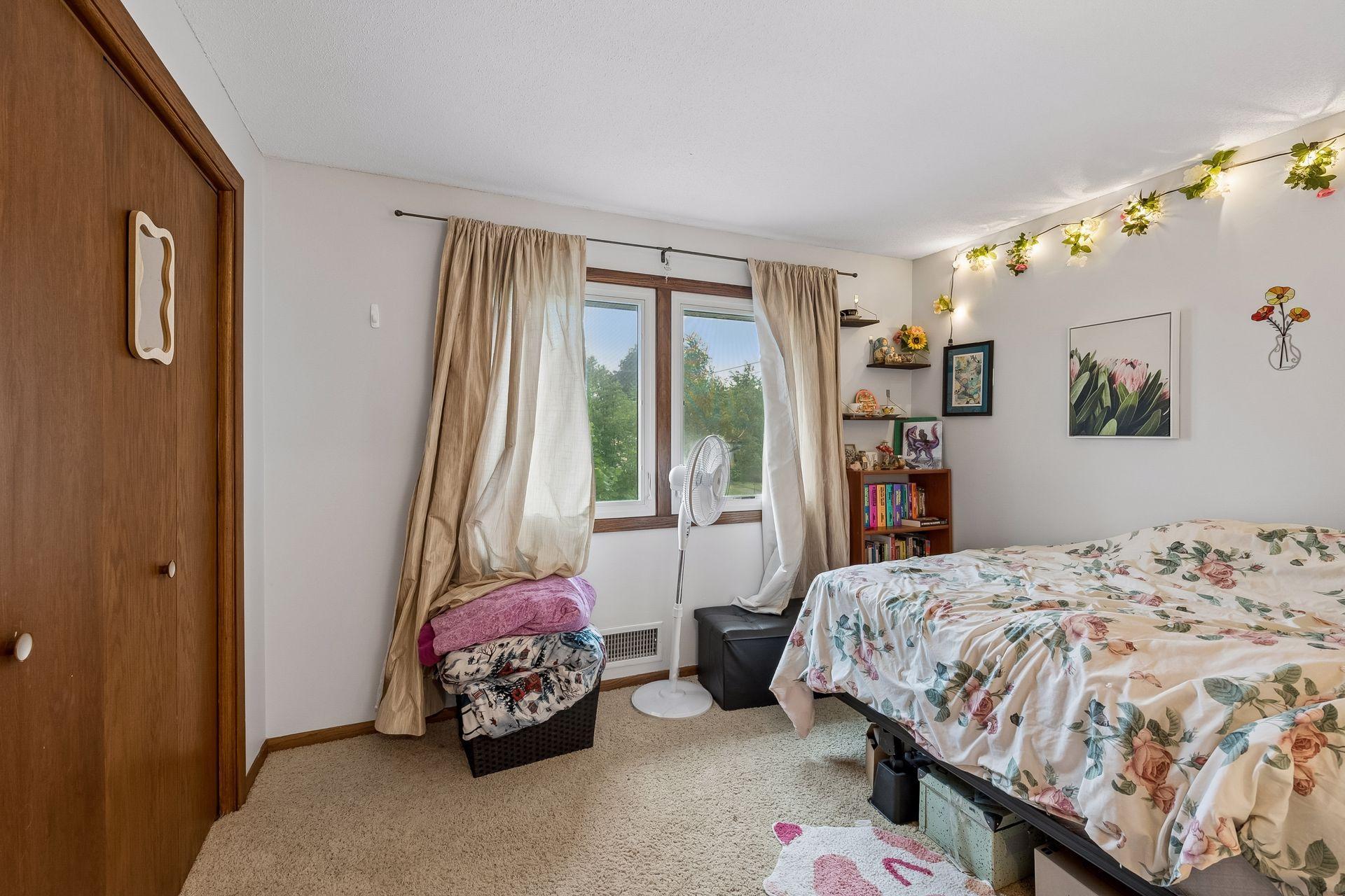 View of Residential Income at 5945 Xerxes Avenue, Minneapolis MN 55410, Minneapolis (39 of 50) - Mike Wilen | Minnesota Team Real Estate
