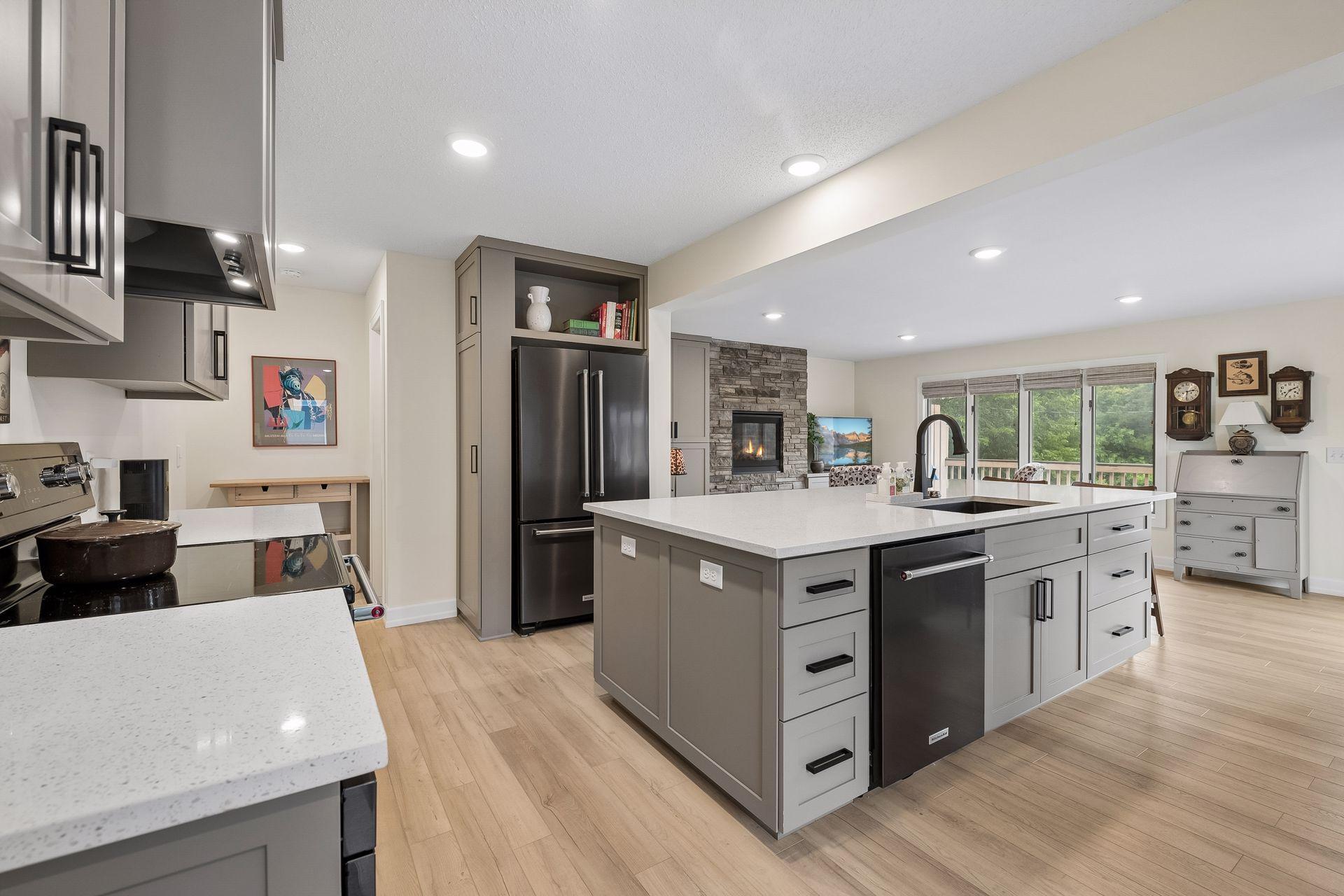 View of Residential Income at 5945 Xerxes Avenue, Minneapolis MN 55410, Minneapolis (12 of 50) - Mike Wilen | Minnesota Team Real Estate