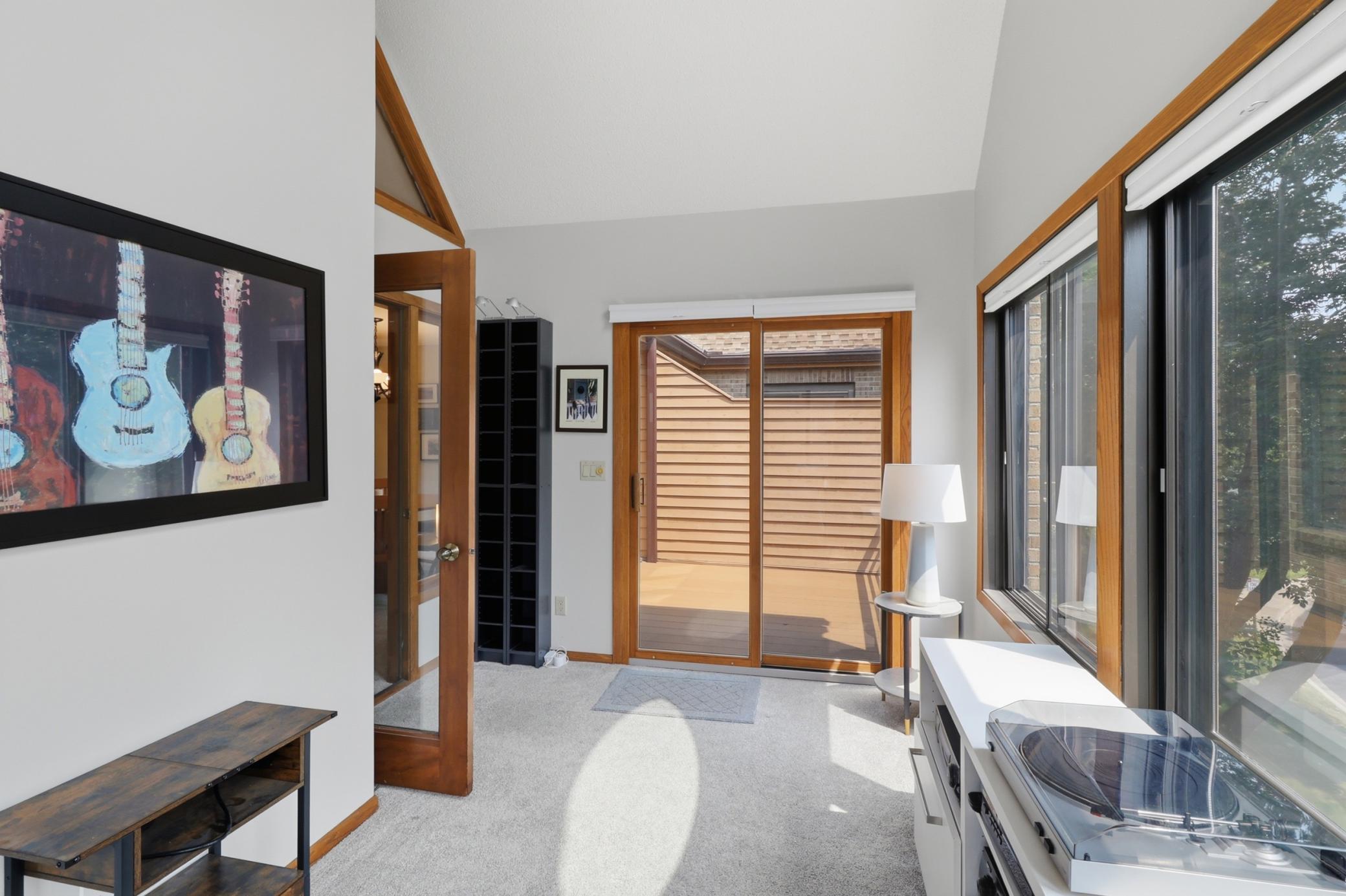 View of Residential at 6100 Auto Club Road #305, Bloomington MN 55438, Bloomington (21 of 43) - Mike Wilen | Minnesota Team Real Estate
