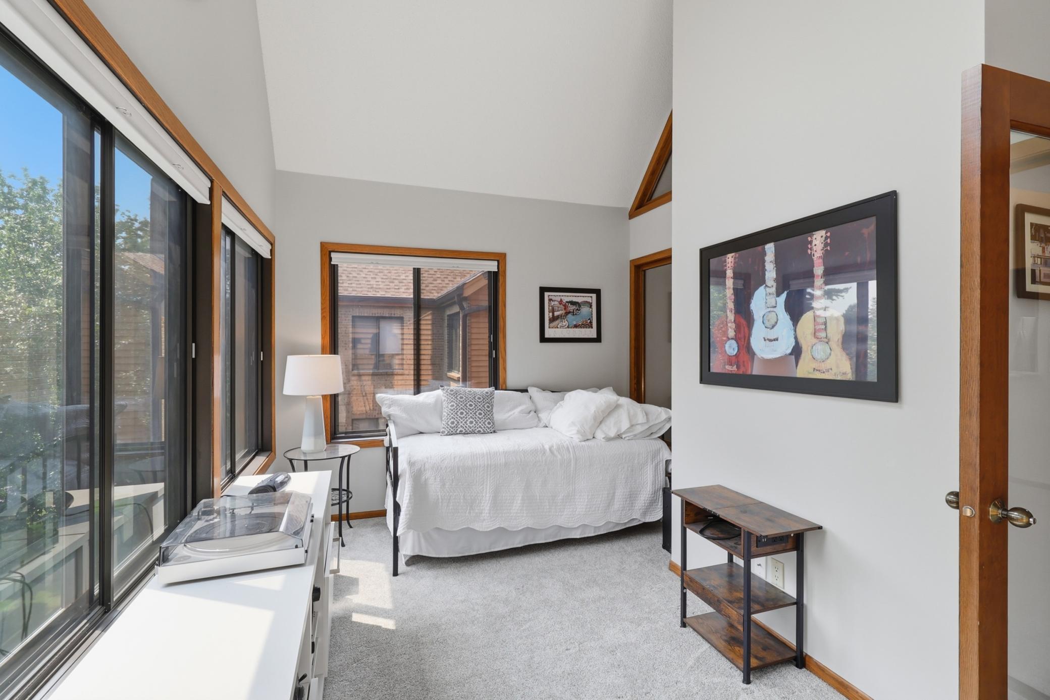 View of Residential at 6100 Auto Club Road #305, Bloomington MN 55438, Bloomington (22 of 43) - Mike Wilen | Minnesota Team Real Estate