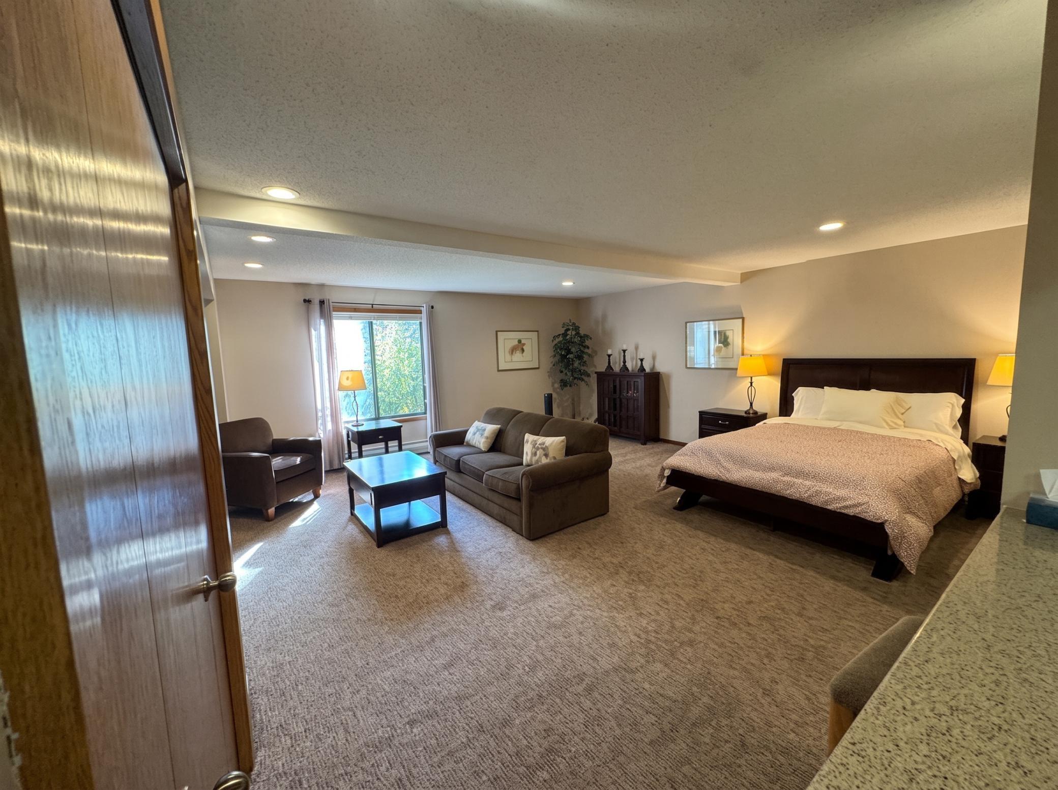 View of Residential at 6100 Auto Club Road #305, Bloomington MN 55438, Bloomington (34 of 43) - Mike Wilen | Minnesota Team Real Estate