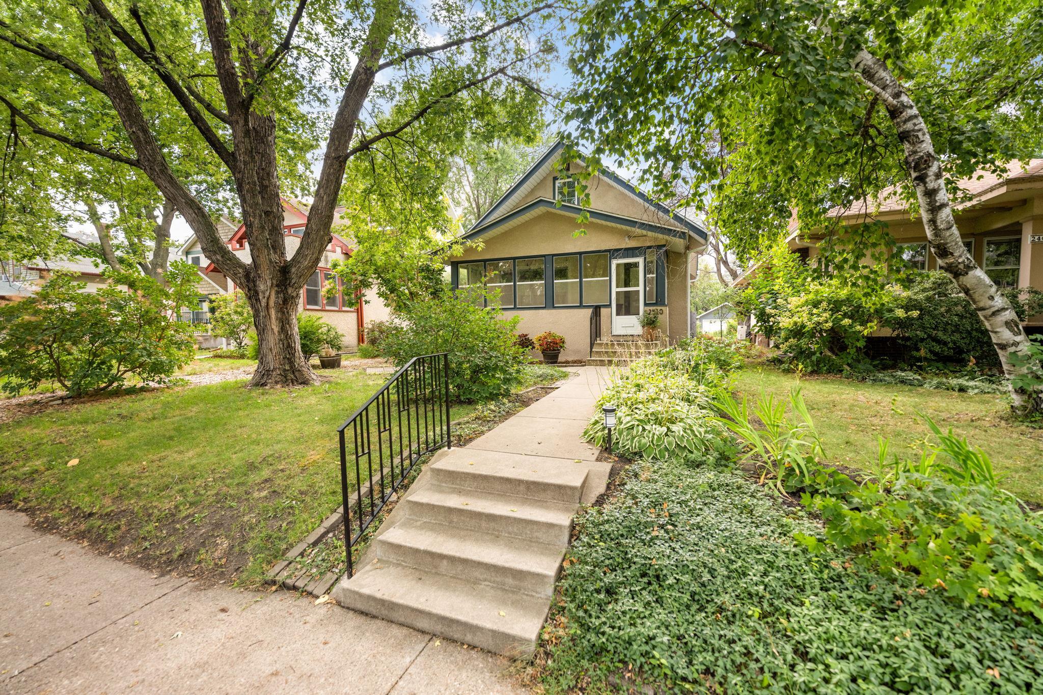 View of Residential at 2410 35th Avenue, Minneapolis MN 55406, Minneapolis (63 of 74) - Mike Wilen | Minnesota Team Real Estate