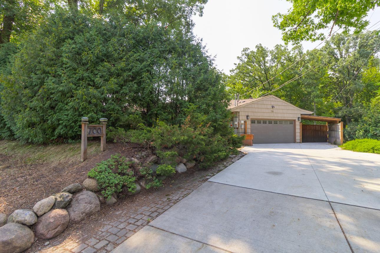 View of Residential at 700 Arbogast Street, Shoreview MN 55126, Shoreview (60 of 70) - Mike Wilen | Minnesota Team Real Estate