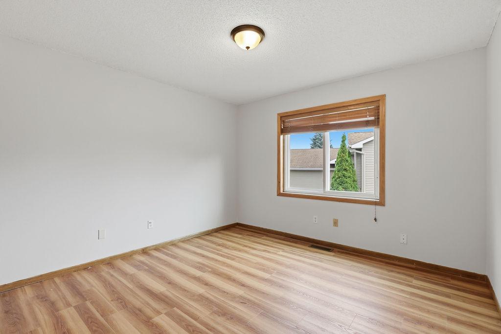 View of Residential at 17373 Glencoe Avenue, Lakeville MN 55044, Lakeville (10 of 32) - Mike Wilen | Minnesota Team Real Estate