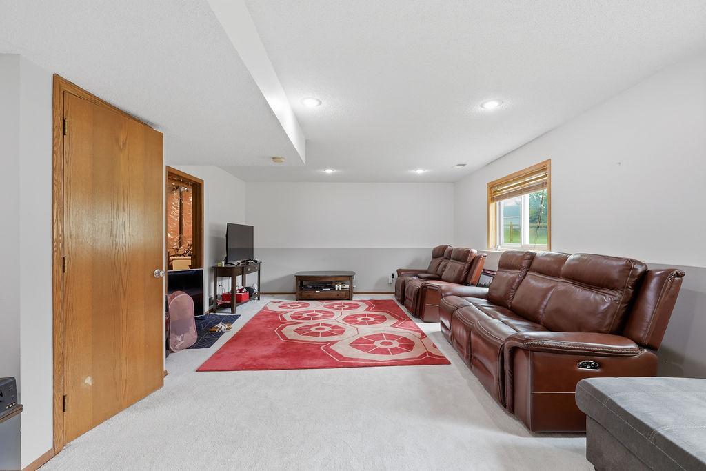 View of Residential at 17373 Glencoe Avenue, Lakeville MN 55044, Lakeville (8 of 32) - Mike Wilen | Minnesota Team Real Estate