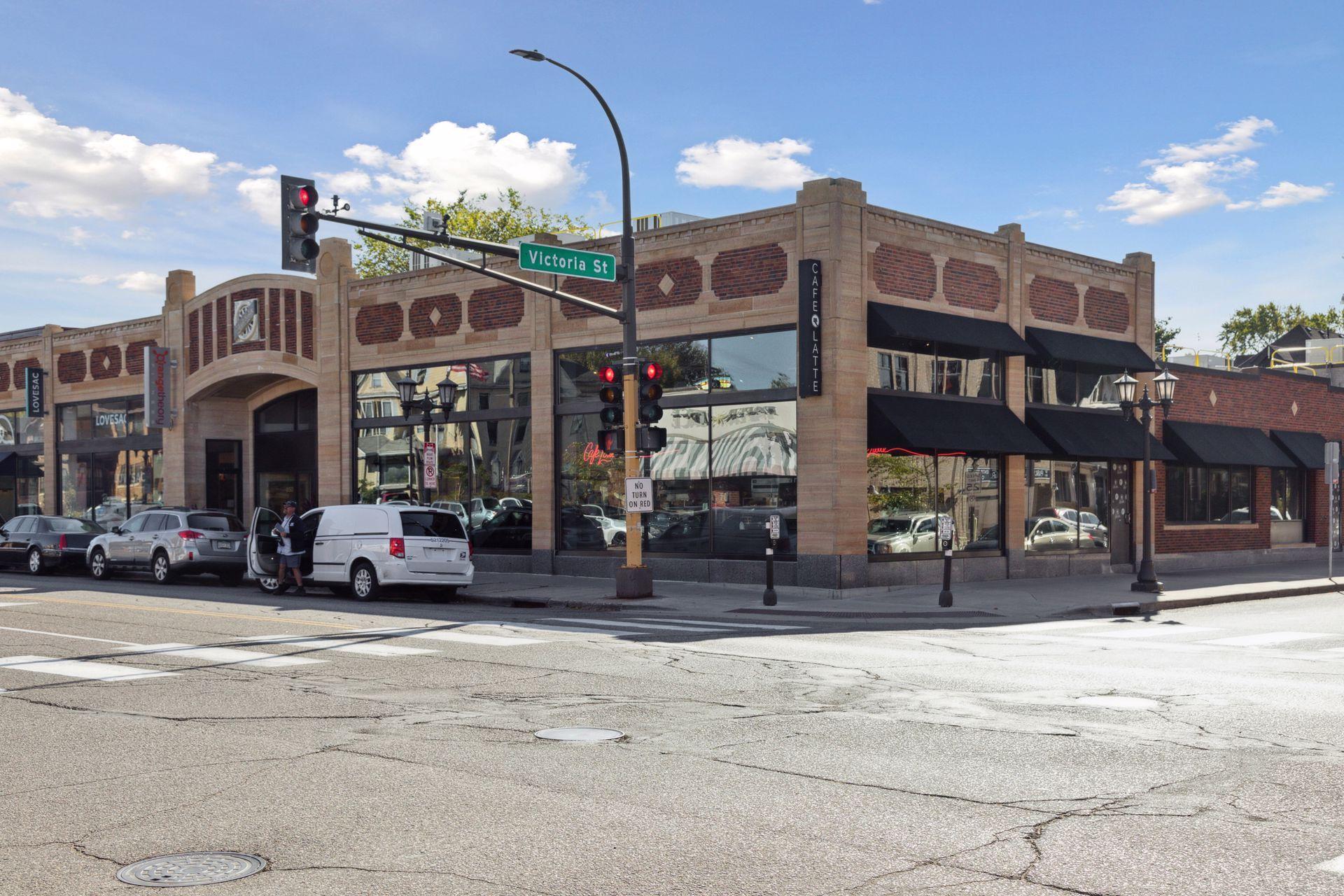 View of Residential at 903 Goodrich Avenue #C, Saint Paul MN 55105, Saint Paul (34 of 42) - Mike Wilen | Minnesota Team Real Estate