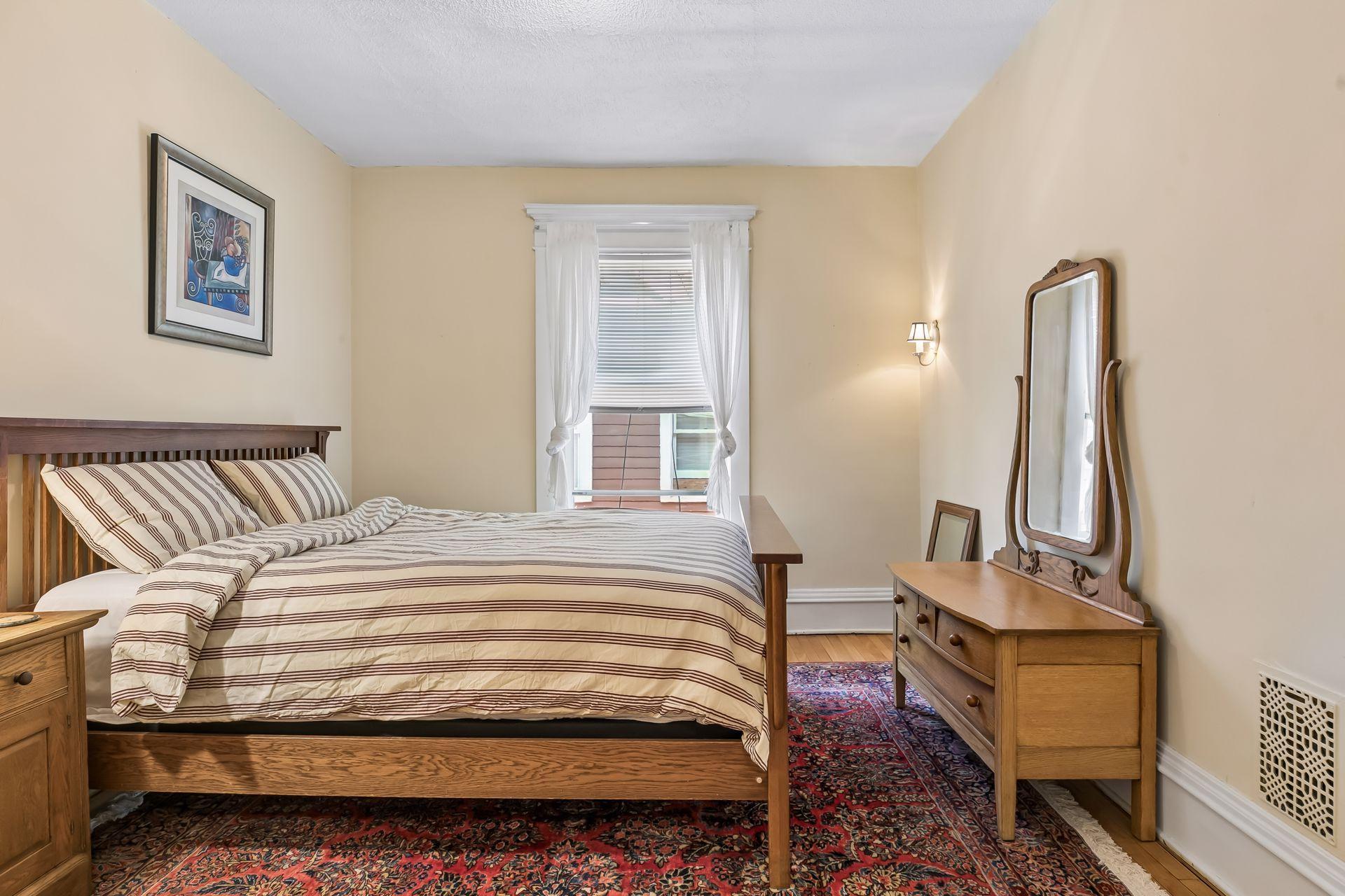 View of Residential at 903 Goodrich Avenue #C, Saint Paul MN 55105, Saint Paul (28 of 42) - Mike Wilen | Minnesota Team Real Estate