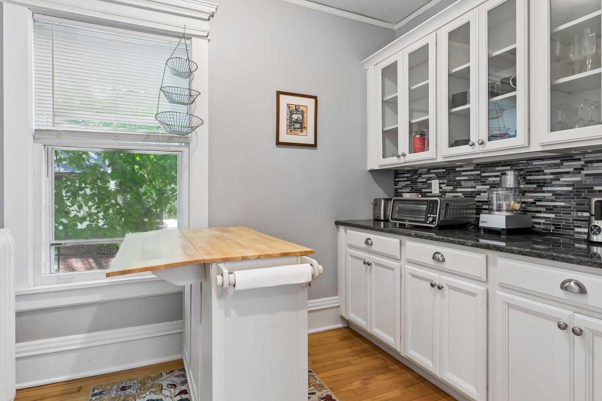 View of Residential at 903 Goodrich Avenue #C, Saint Paul MN 55105, Saint Paul (21 of 42) - Mike Wilen | Minnesota Team Real Estate