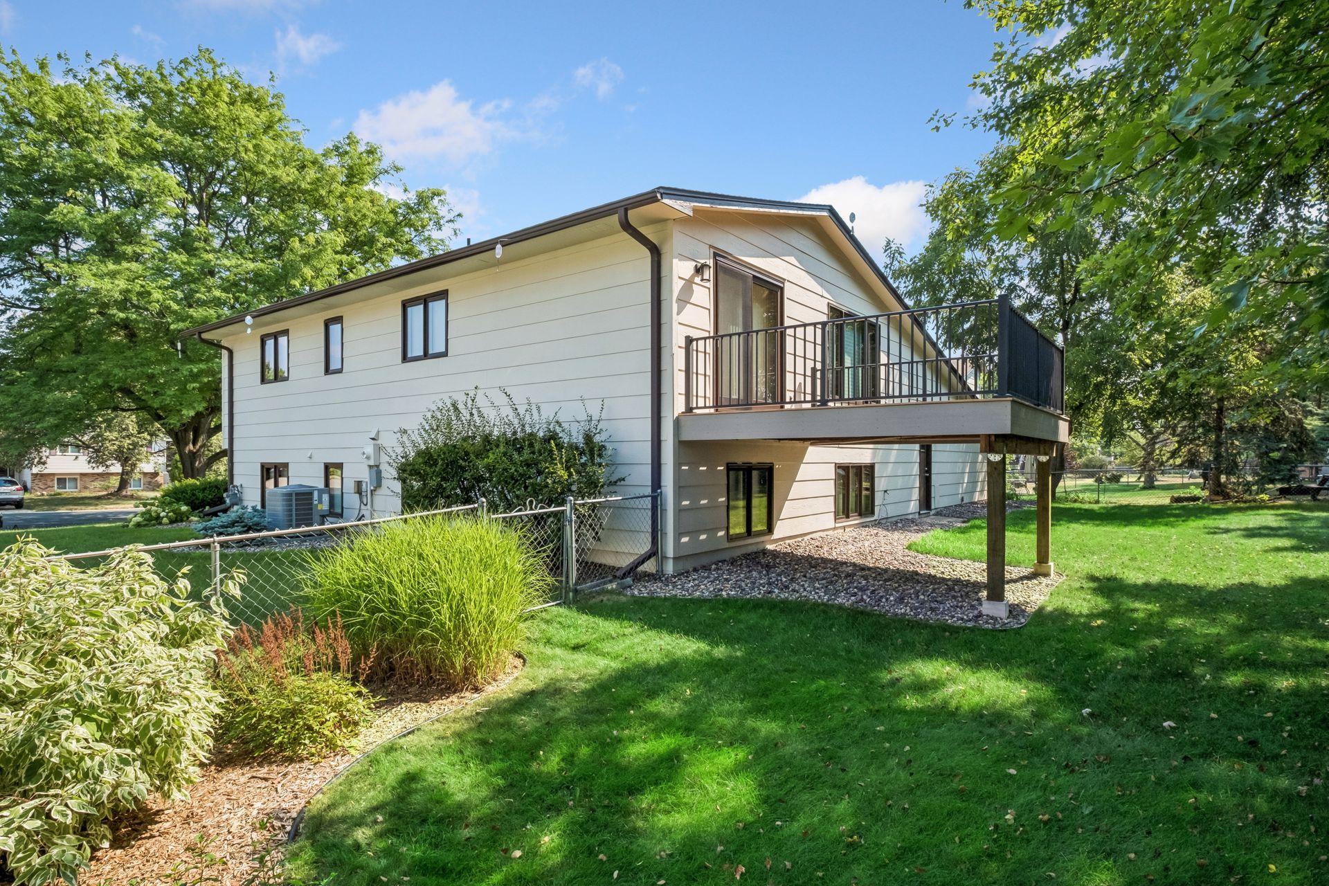 View of Residential at 10342 Rhode Island Circle, Bloomington MN 55438, Bloomington (21 of 47) - Mike Wilen | Minnesota Team Real Estate