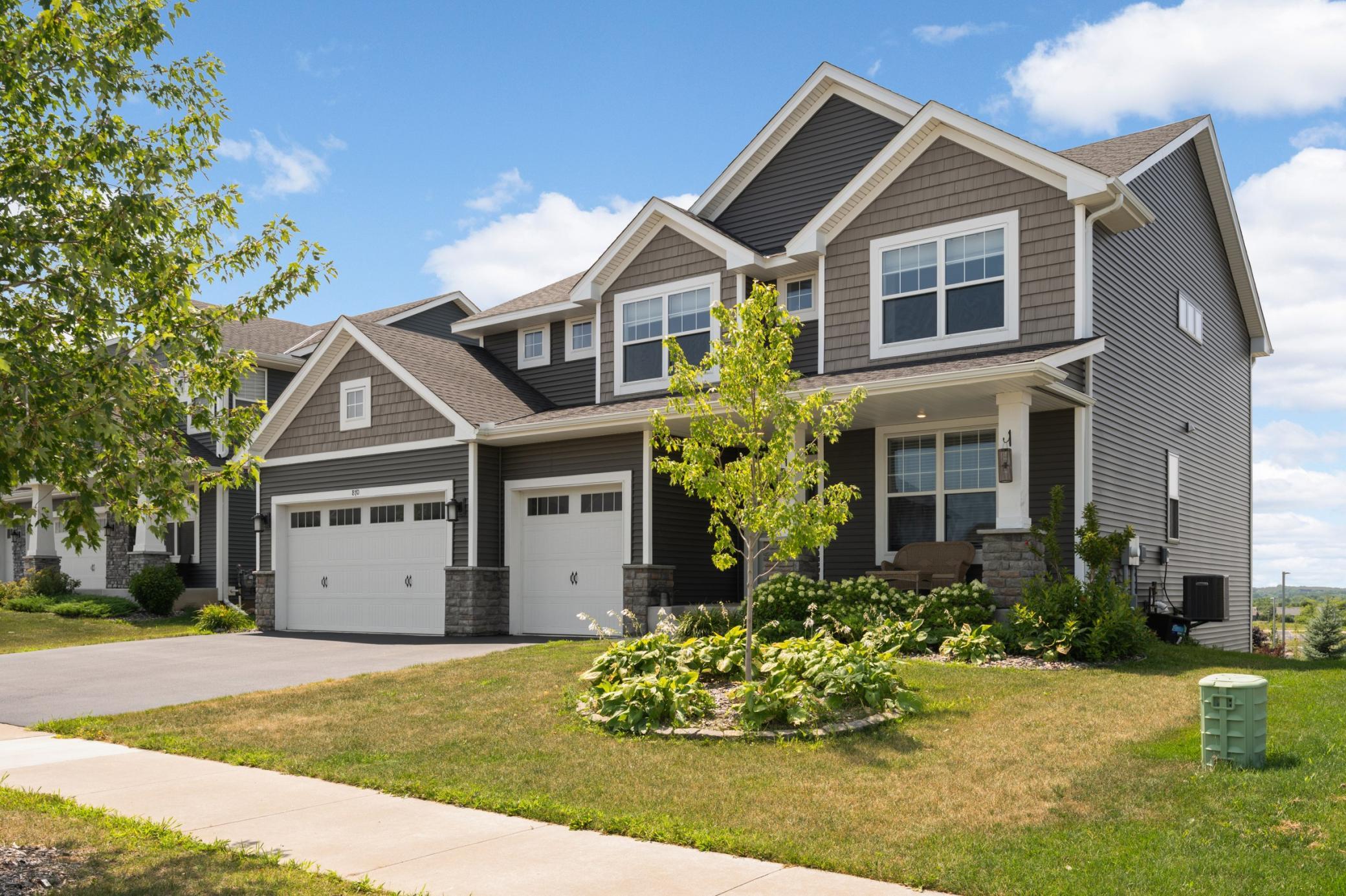 View of Residential at 870 Spancil Hill Drive, Woodbury MN 55129, Woodbury (2 of 40) - Mike Wilen | Minnesota Team Real Estate