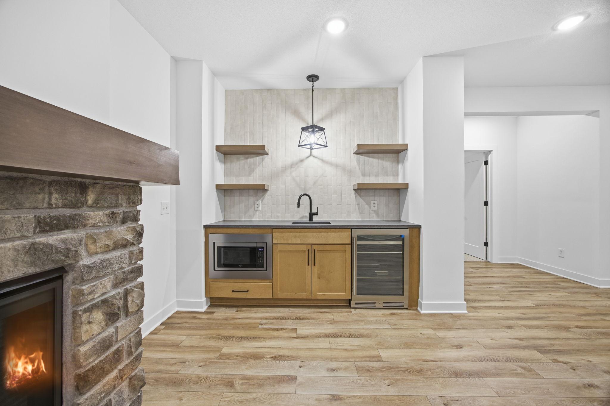 View of Residential at 2415 Laurie Court, Roseville MN 55113, Roseville (44 of 61) - Mike Wilen | Minnesota Team Real Estate