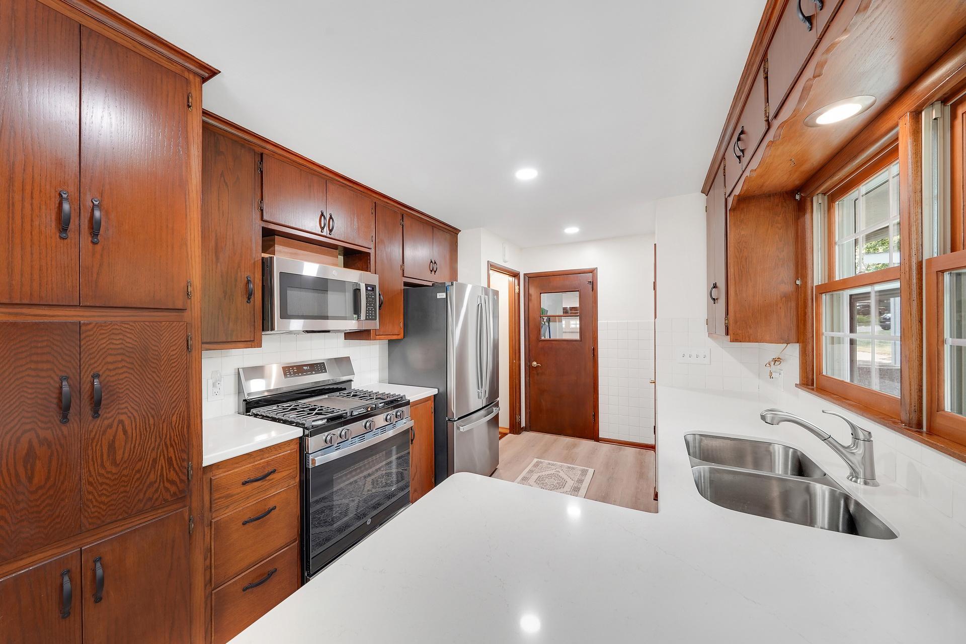 View of Residential at 17435 30th Avenue, Plymouth MN 55447, Plymouth (11 of 47) - Mike Wilen | Minnesota Team Real Estate