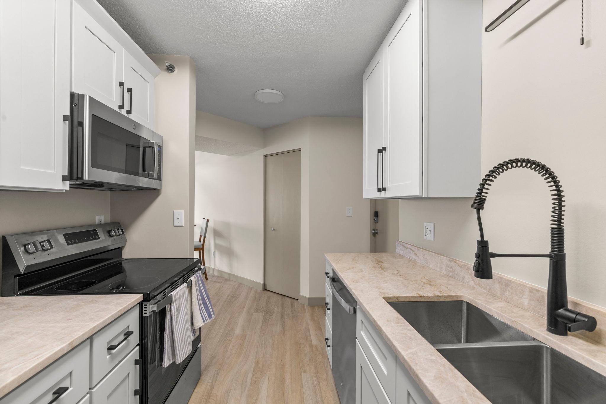 View of Residential at 1225 Lasalle Avenue #1502, Minneapolis MN 55403, Minneapolis (5 of 61) - Mike Wilen | Minnesota Team Real Estate