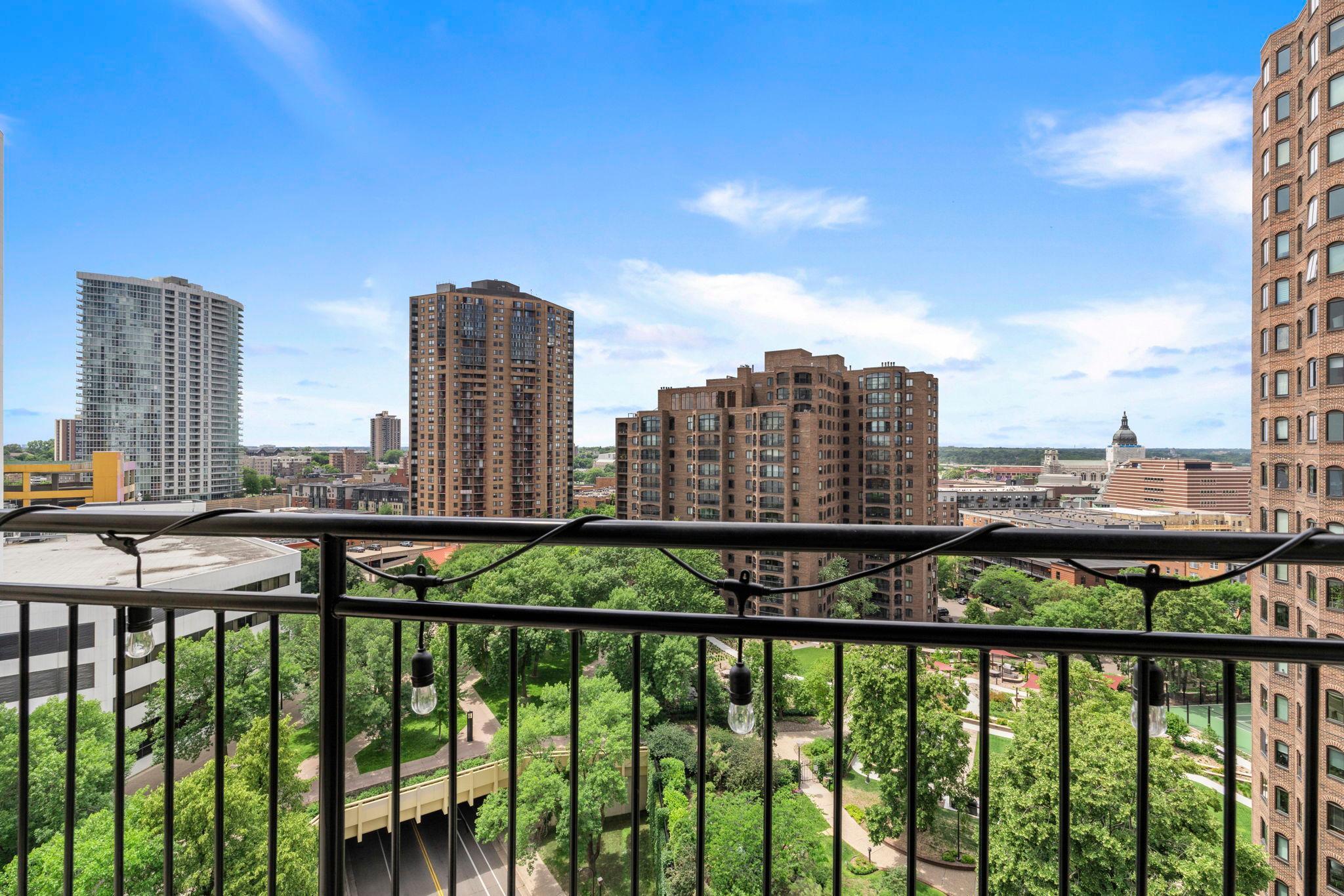 View of Residential at 1225 Lasalle Avenue #1502, Minneapolis MN 55403, Minneapolis (30 of 61) - Mike Wilen | Minnesota Team Real Estate