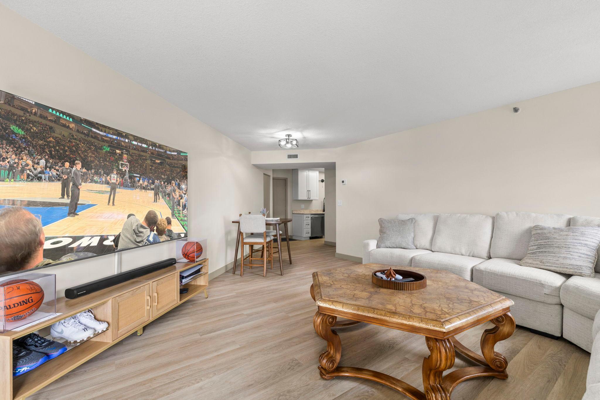 View of Residential at 1225 Lasalle Avenue #1502, Minneapolis MN 55403, Minneapolis (12 of 61) - Mike Wilen | Minnesota Team Real Estate