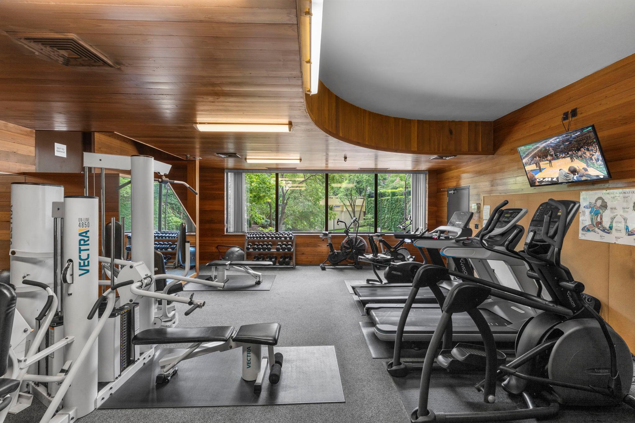 View of Residential at 1225 Lasalle Avenue #1502, Minneapolis MN 55403, Minneapolis (50 of 61) - Mike Wilen | Minnesota Team Real Estate