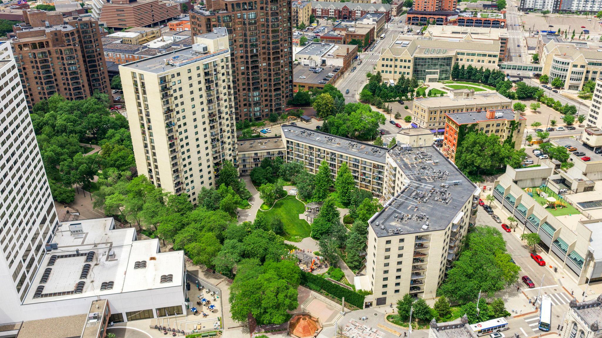 View of Residential at 1225 Lasalle Avenue #1502, Minneapolis MN 55403, Minneapolis (59 of 61) - Mike Wilen | Minnesota Team Real Estate