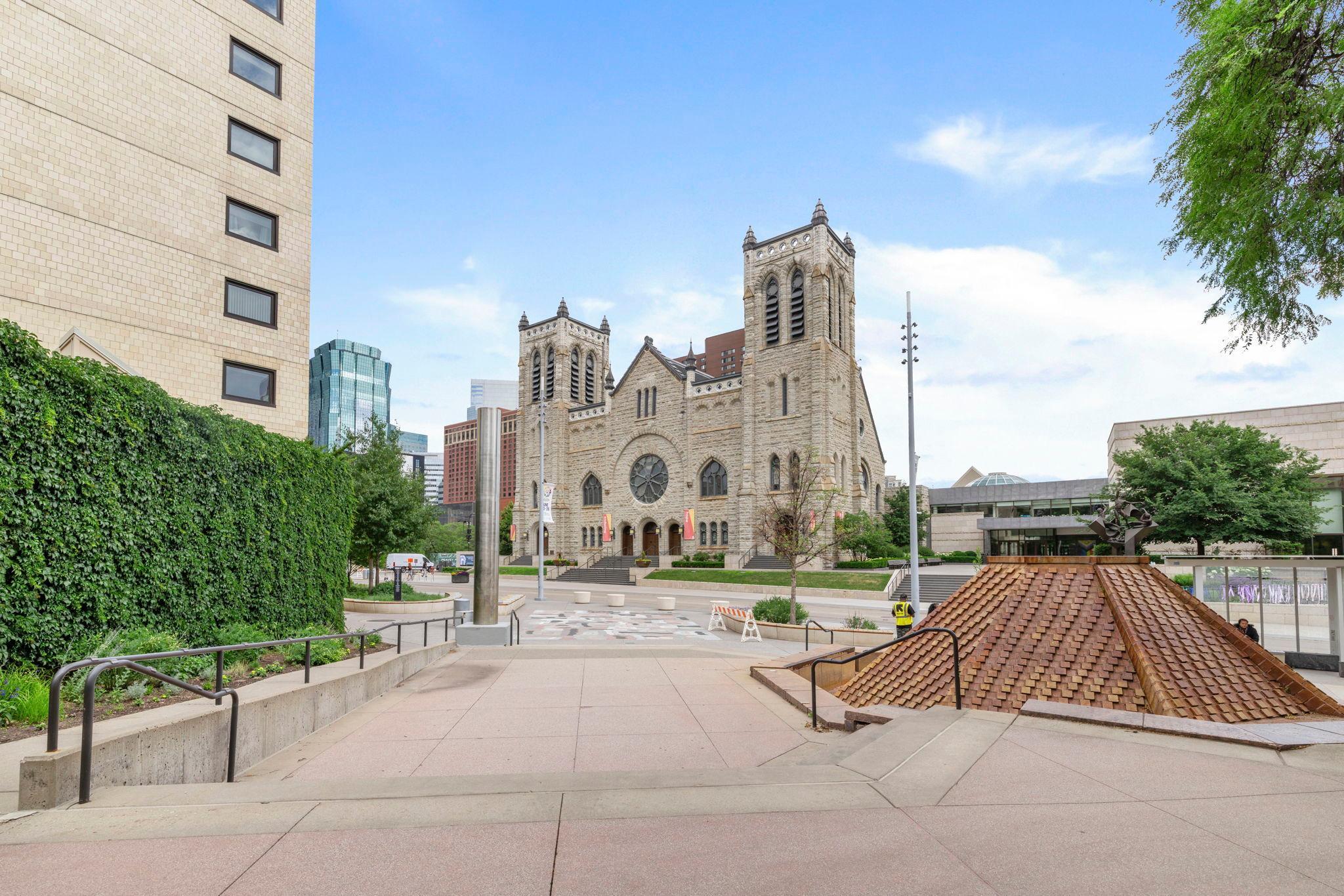 View of Residential at 1225 Lasalle Avenue #1502, Minneapolis MN 55403, Minneapolis (60 of 61) - Mike Wilen | Minnesota Team Real Estate