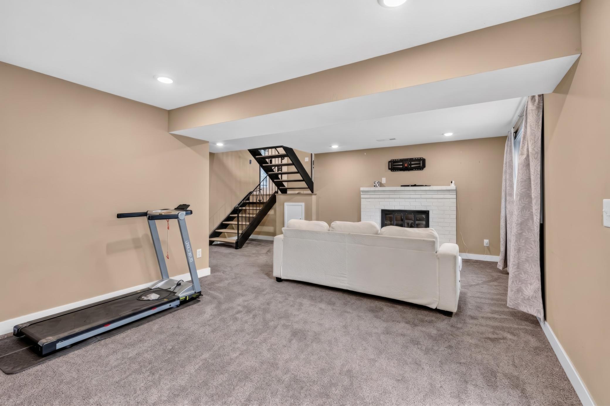 View of Residential at 7810 Idaho Lane, Brooklyn Park MN 55445, Brooklyn Park (11 of 25) - Mike Wilen | Minnesota Team Real Estate