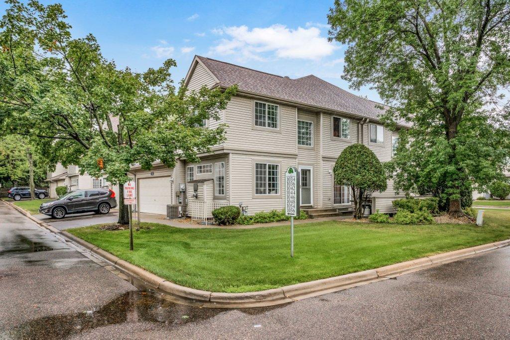 View of Residential at 1056 Lovell Avenue, Roseville MN 55113, Roseville (20 of 24) - Mike Wilen | Minnesota Team Real Estate