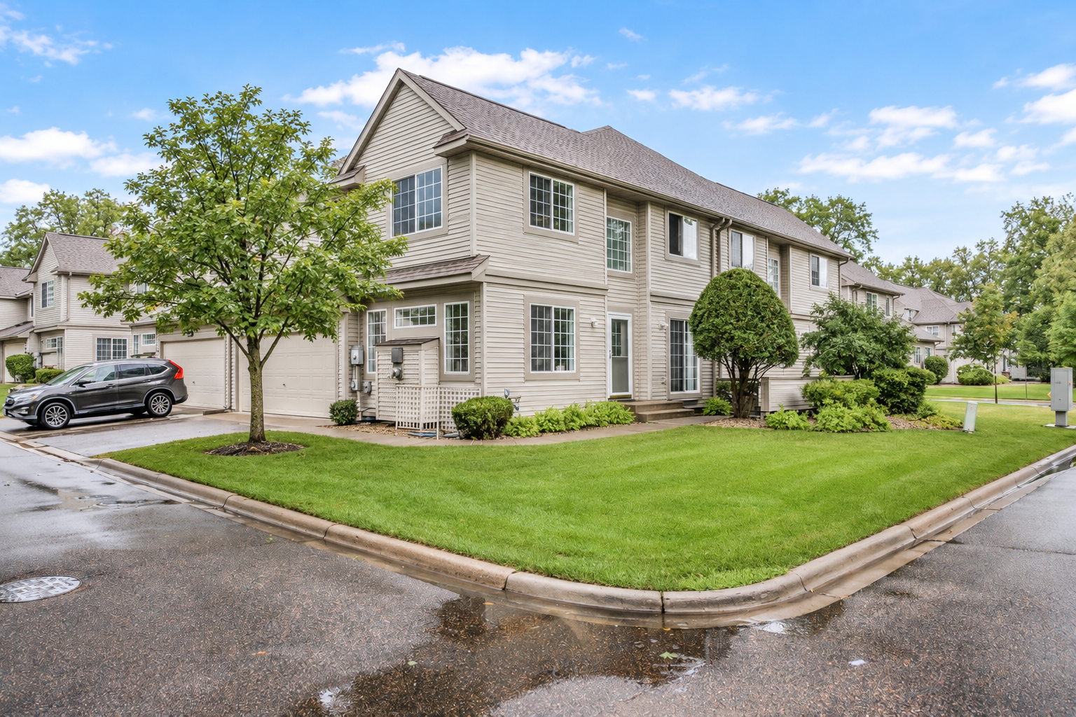 View of Residential at 1056 Lovell Avenue, Roseville MN 55113, Roseville (2 of 24) - Mike Wilen | Minnesota Team Real Estate
