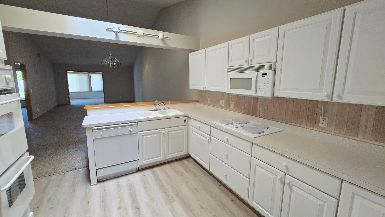 View of Residential at 14406 Edgewood Avenue, Savage MN 55378, Savage (4 of 21) - Mike Wilen | Minnesota Team Real Estate