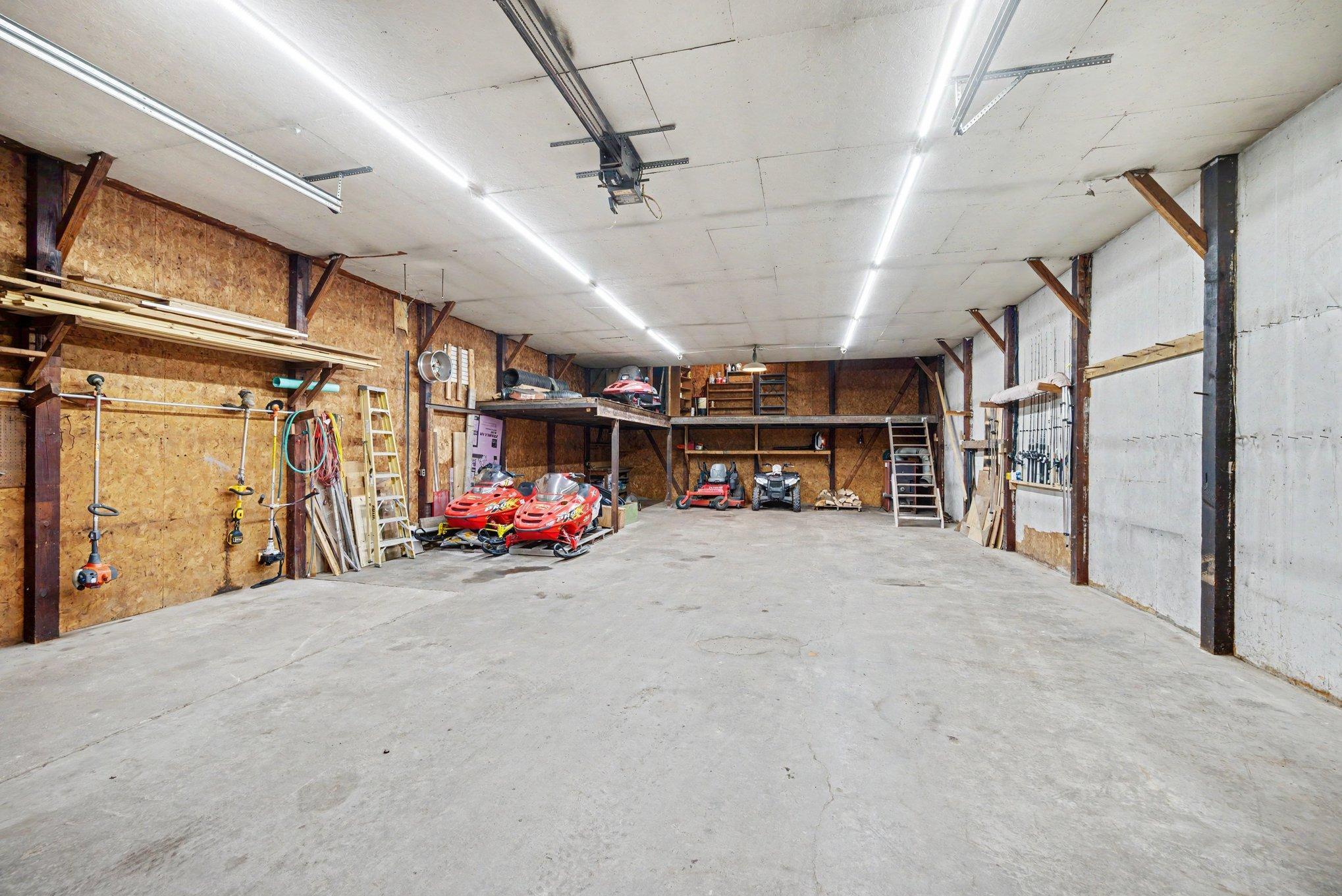 View of Residential at 2430 Larpenteur Avenue, Maplewood MN 55109, Maplewood (36 of 43) - Mike Wilen | Minnesota Team Real Estate