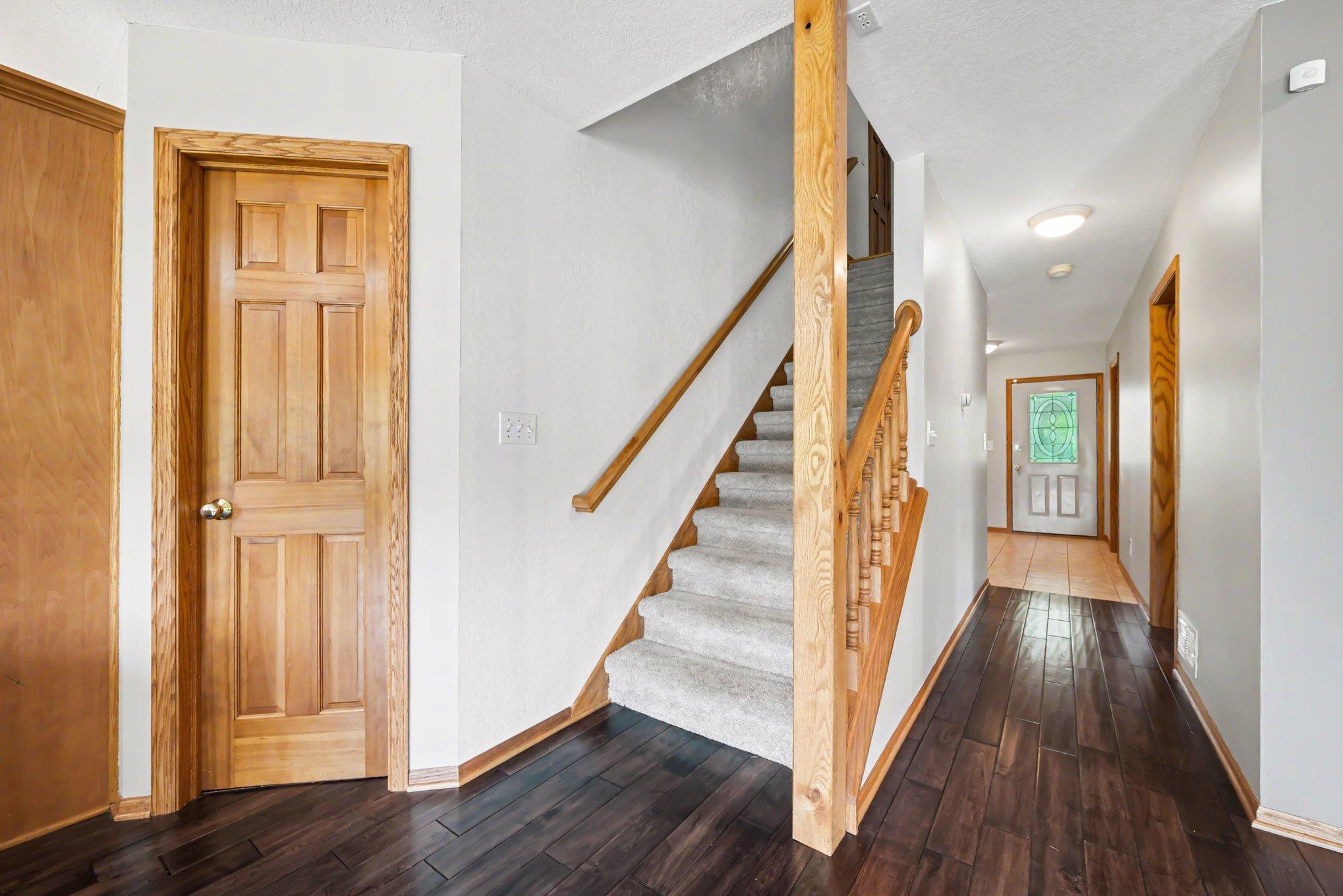 View of Residential at 2430 Larpenteur Avenue, Maplewood MN 55109, Maplewood (17 of 43) - Mike Wilen | Minnesota Team Real Estate