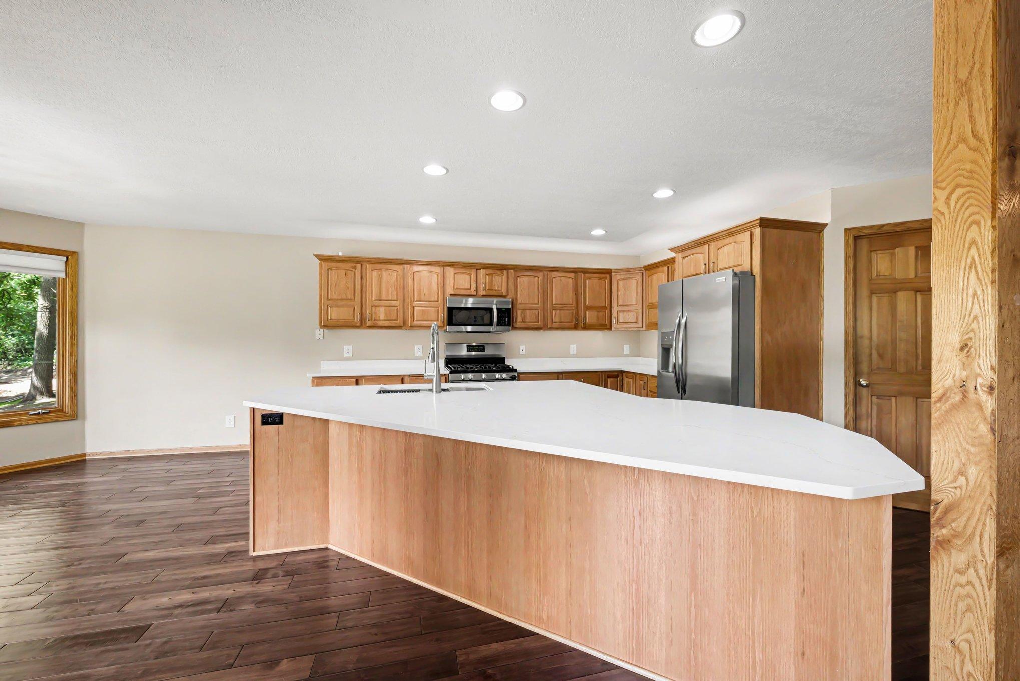 View of Residential at 2430 Larpenteur Avenue, Maplewood MN 55109, Maplewood (6 of 43) - Mike Wilen | Minnesota Team Real Estate