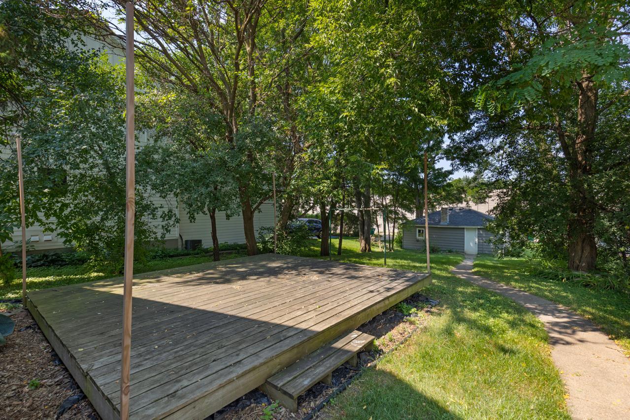 View of Residential at 2724 Toledo Avenue, Saint Louis Park MN 55416, Saint Louis Park (4 of 29) - Mike Wilen | Minnesota Team Real Estate
