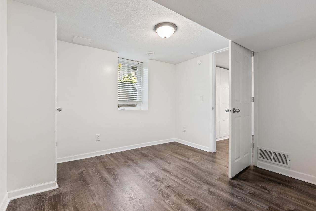 View of Residential at 2724 Toledo Avenue, Saint Louis Park MN 55416, Saint Louis Park (24 of 29) - Mike Wilen | Minnesota Team Real Estate