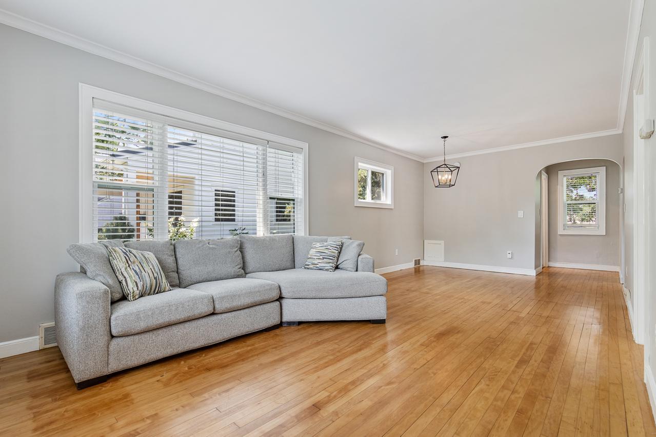 View of Residential at 2724 Toledo Avenue, Saint Louis Park MN 55416, Saint Louis Park (10 of 29) - Mike Wilen | Minnesota Team Real Estate