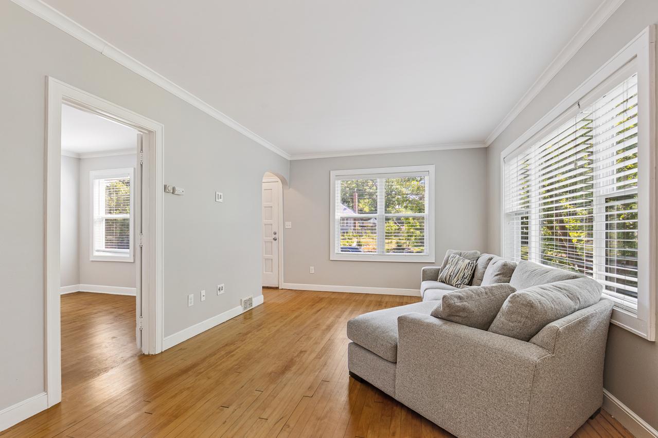 View of Residential at 2724 Toledo Avenue, Saint Louis Park MN 55416, Saint Louis Park (8 of 29) - Mike Wilen | Minnesota Team Real Estate