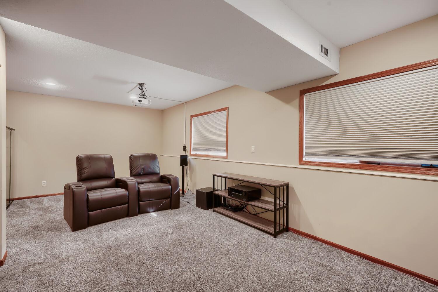 View of Residential at 14809 Endicott Way, Apple Valley MN 55124, Apple Valley (8 of 16) - Mike Wilen | Minnesota Team Real Estate