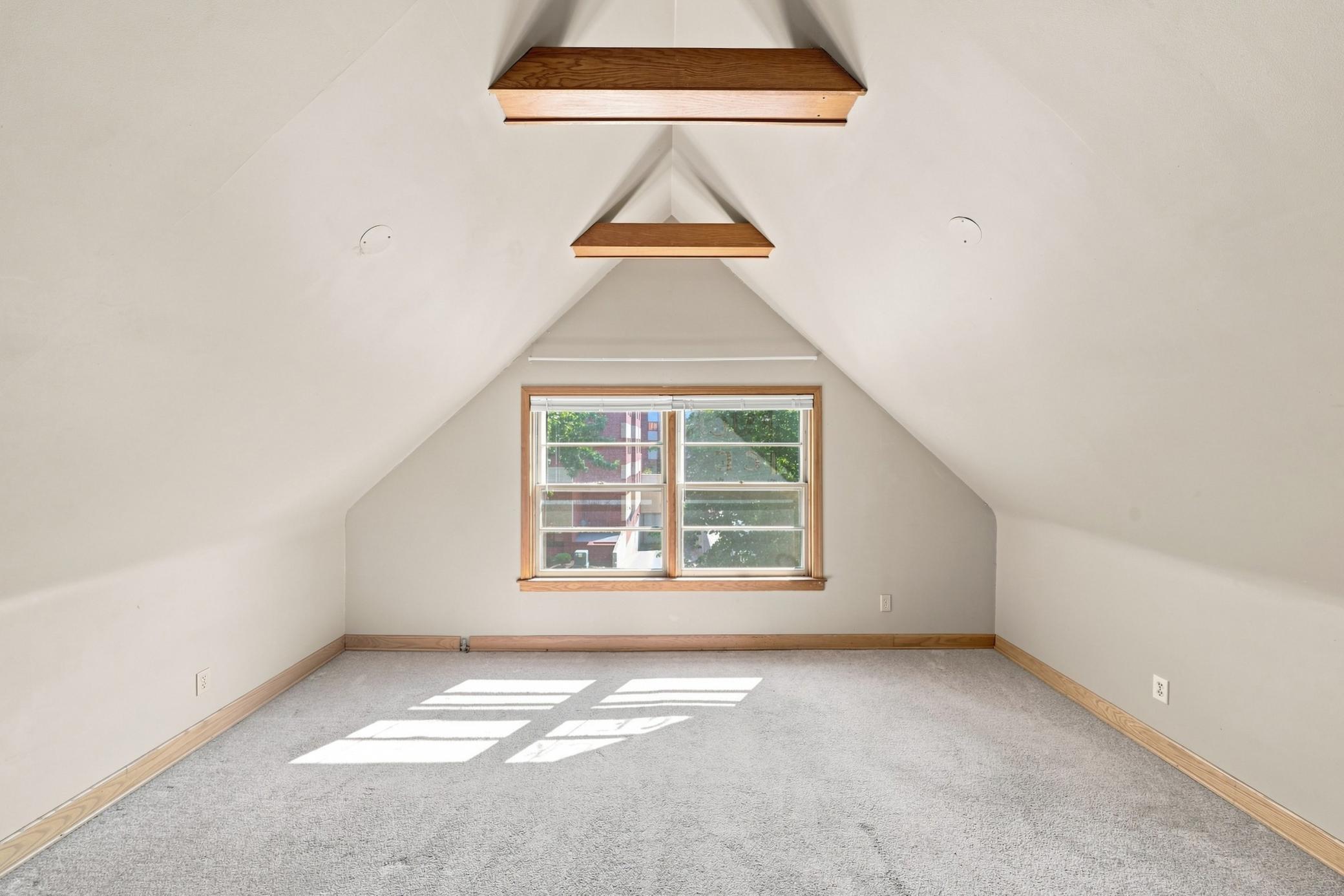 View of Residential Income at 3740 Bryant Avenue, Minneapolis MN 55409, Minneapolis (42 of 62) - Mike Wilen | Minnesota Team Real Estate